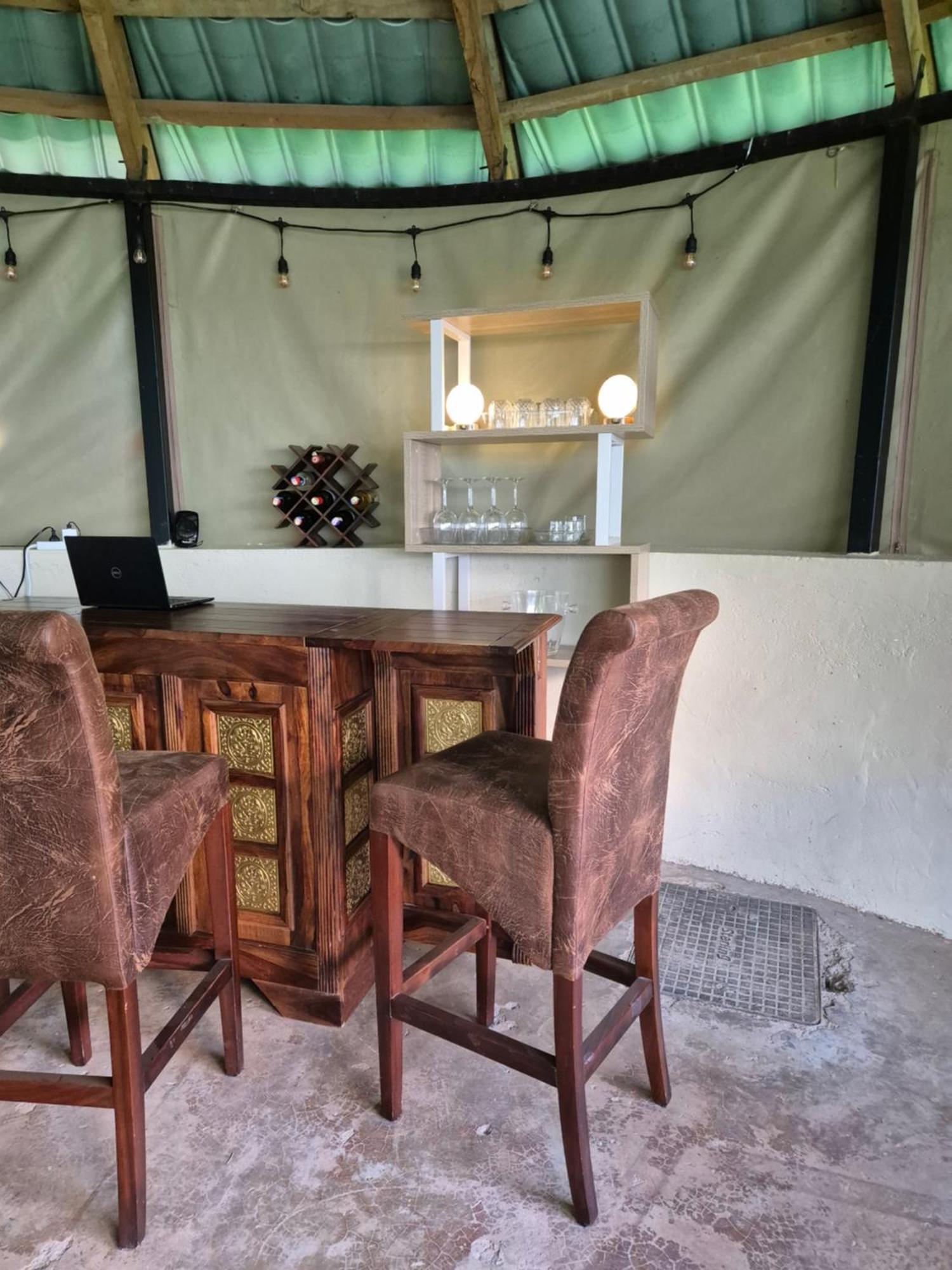 Homestay Teresita Karen-giraffe Site
