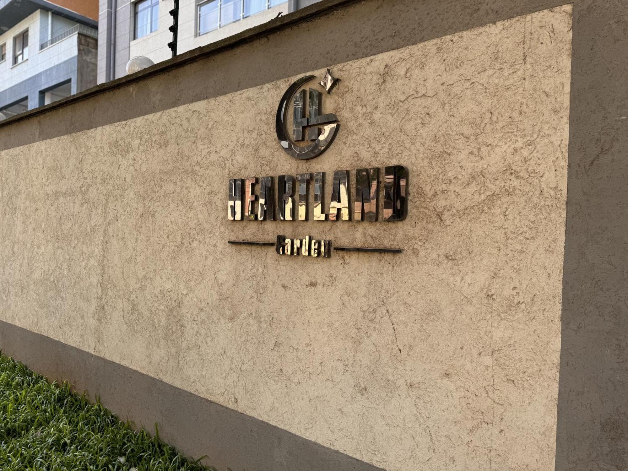 Apartment Safarimax Luxury At Heartland Gardens