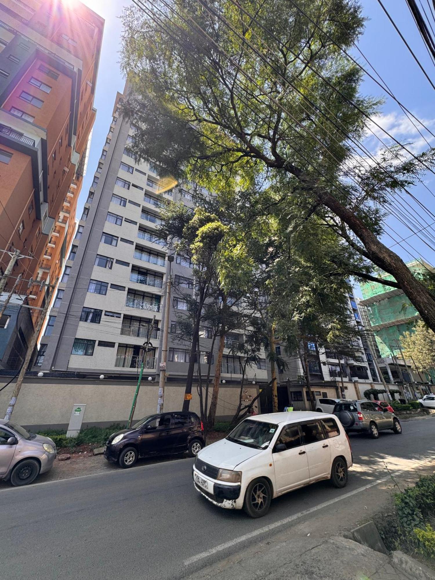 Modern At Heartland Gardens Prime Location Apartment
