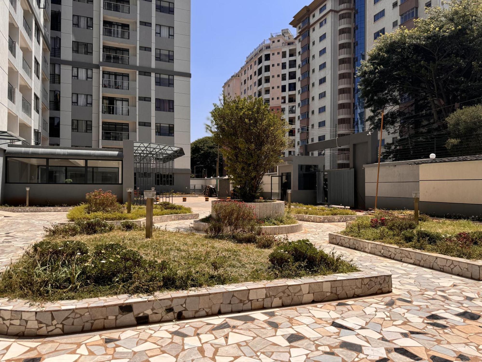 Safarimax Homes 1 Bedroom Urban Oasis Retreat On 14th Floor