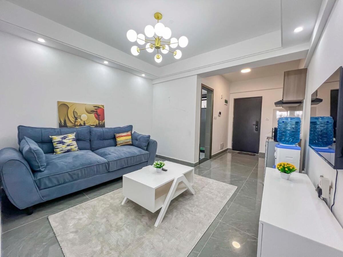 Apartment 1 Bedroom Luxury Hideout In Riverside With Views *