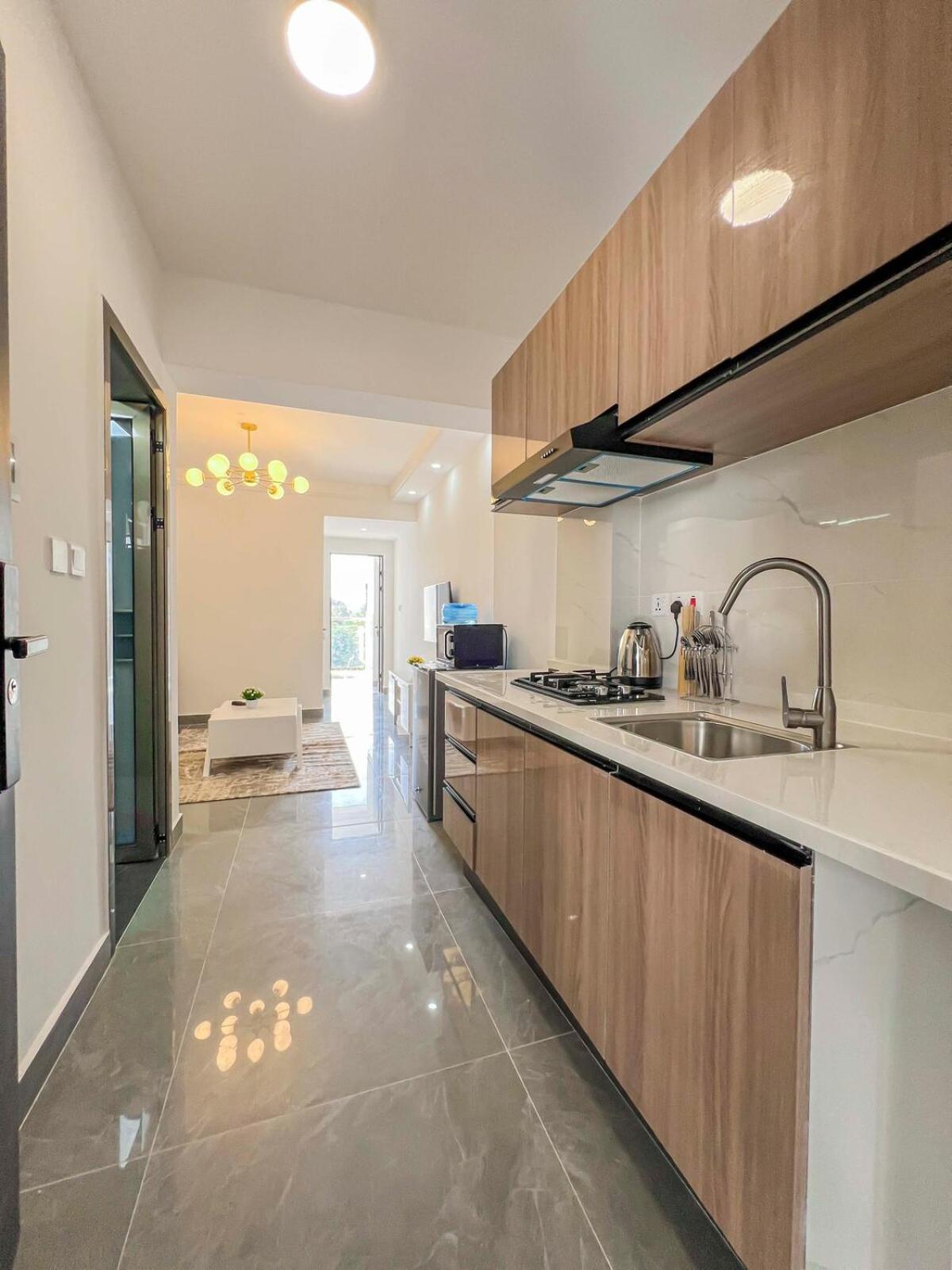 Iconic 1br In Riverside With Views And Gym Apartment *