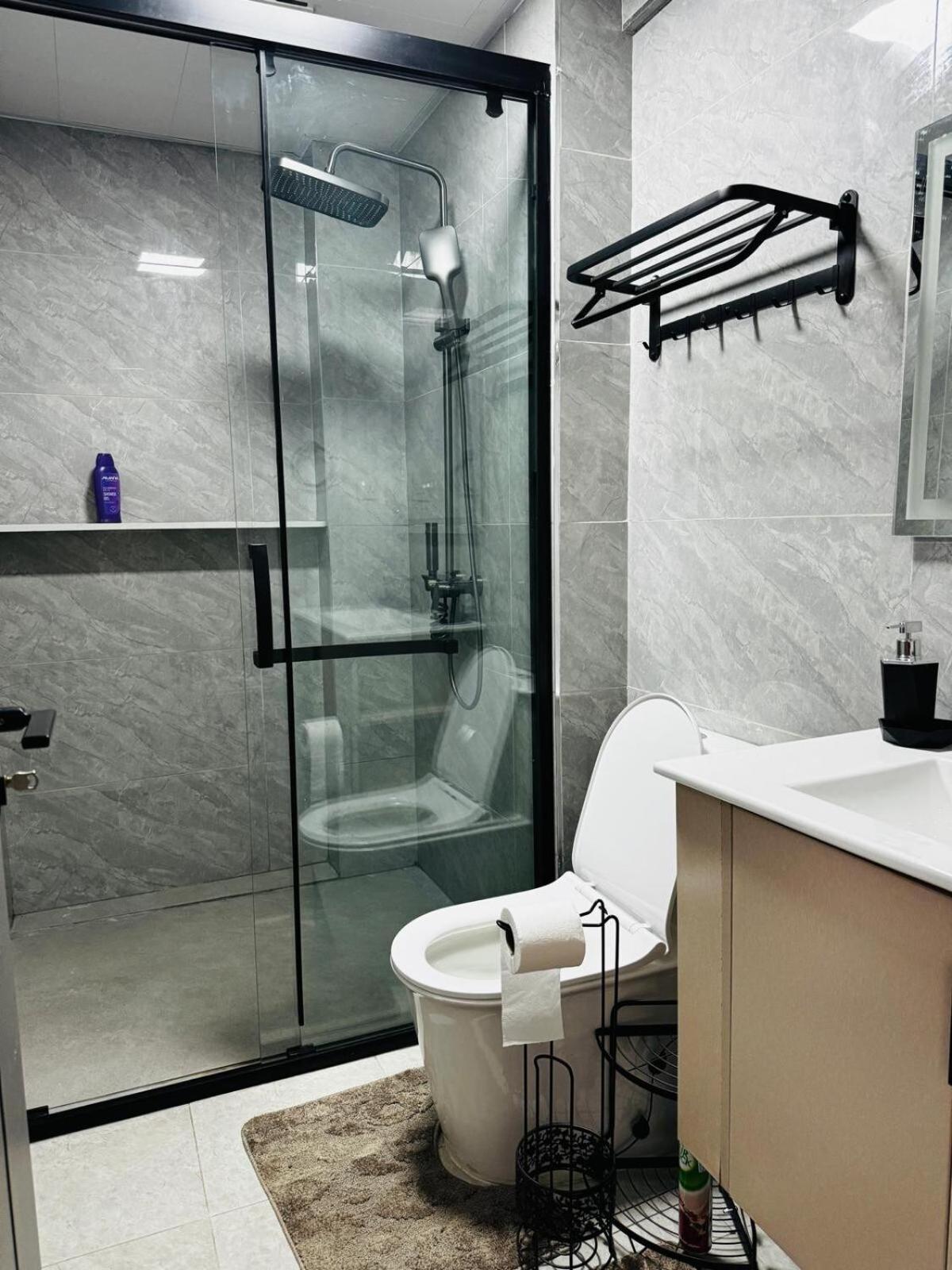 Apartment Beautiful 2 Bed In Kileleshwa *