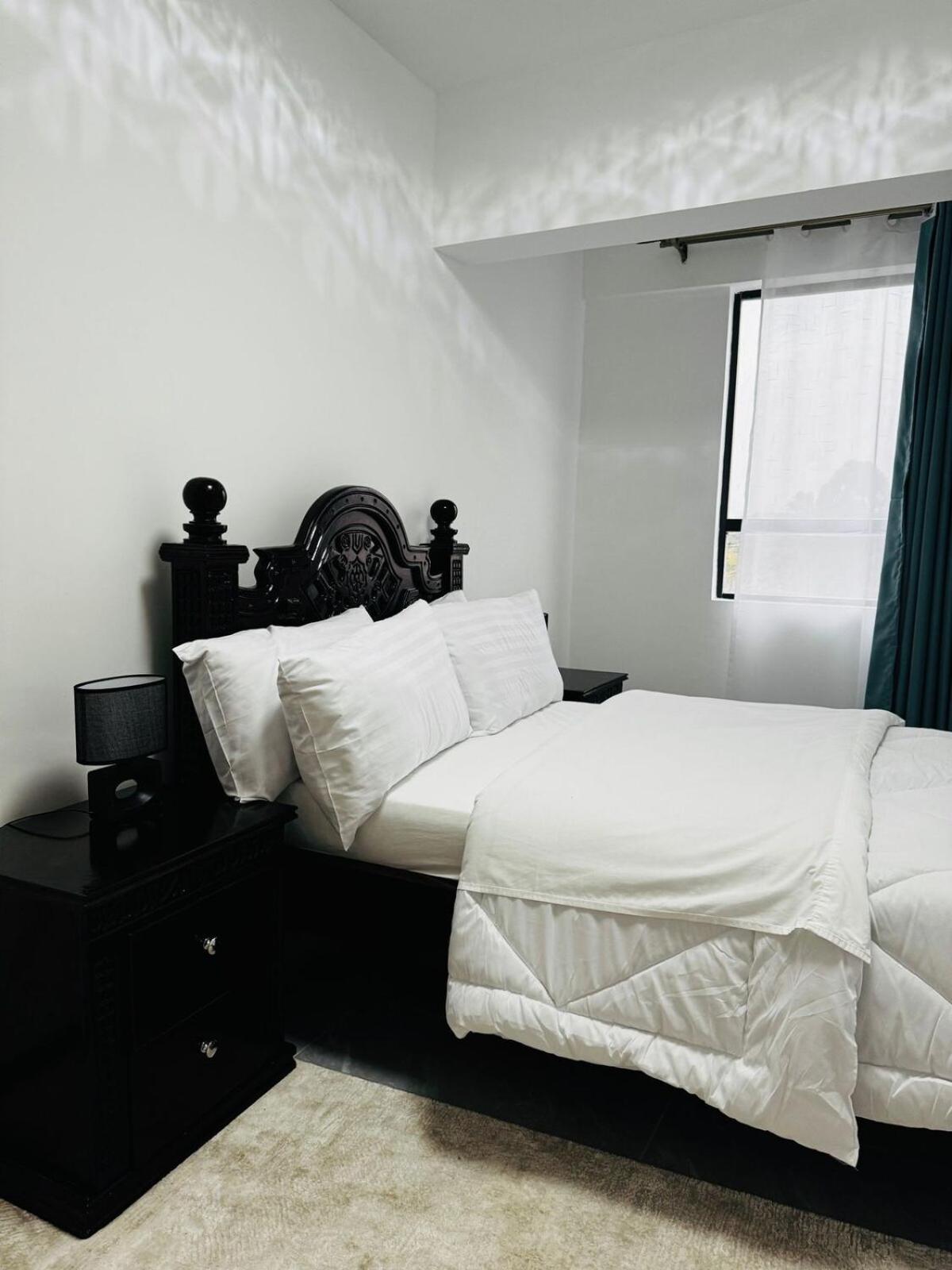 Beautiful 2 Bed In Kileleshwa Apartment *