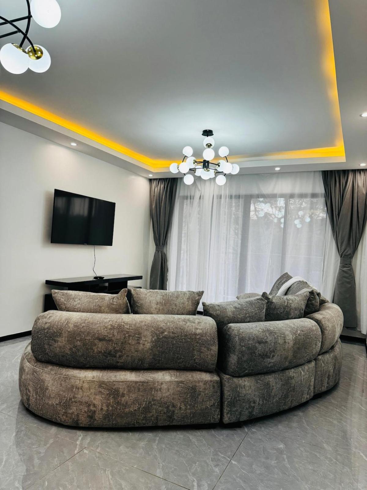 Apartment Beautiful 2 Bed In Kileleshwa Nairobi