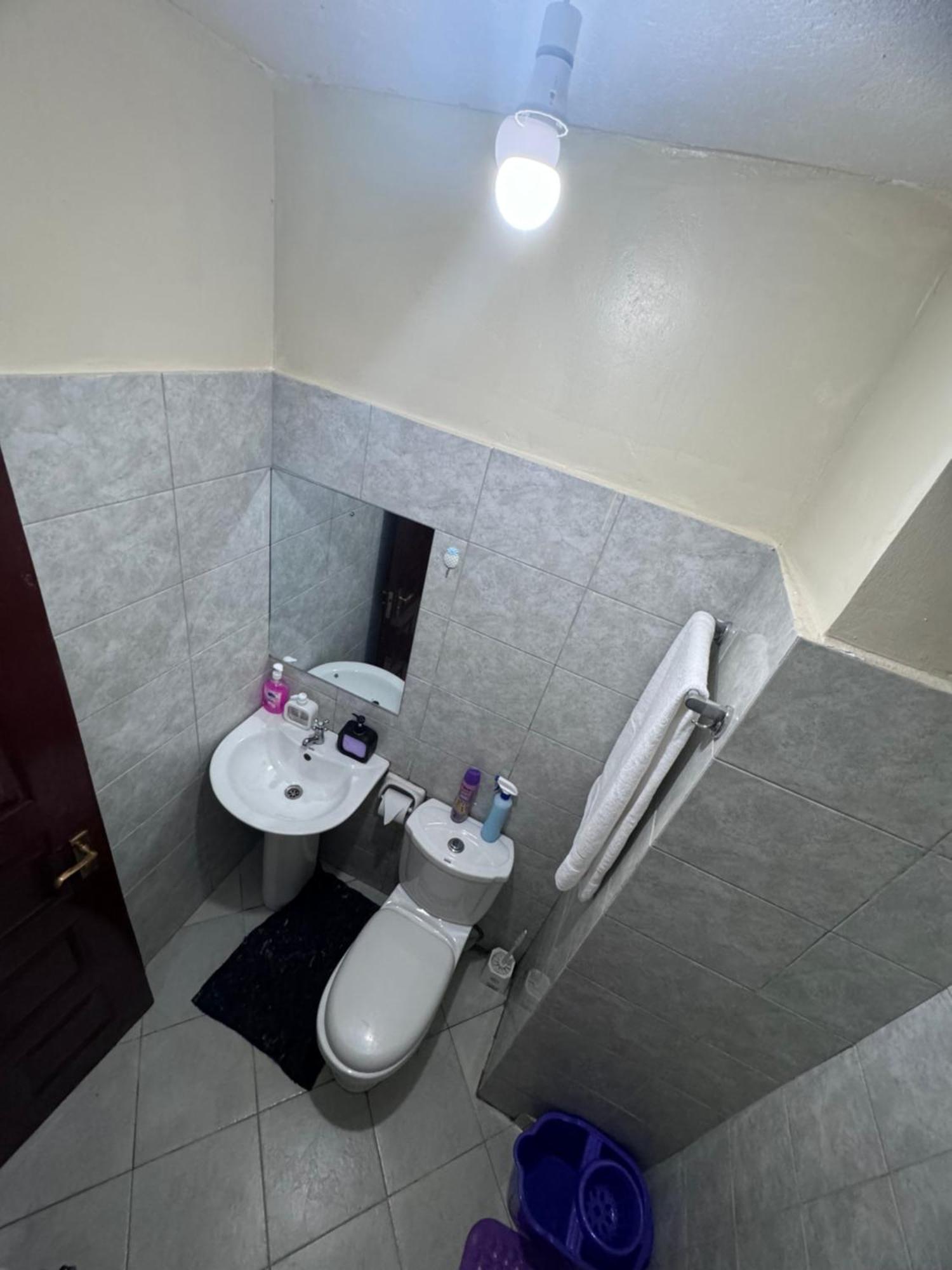 Caven Homes Bed & Breakfast *