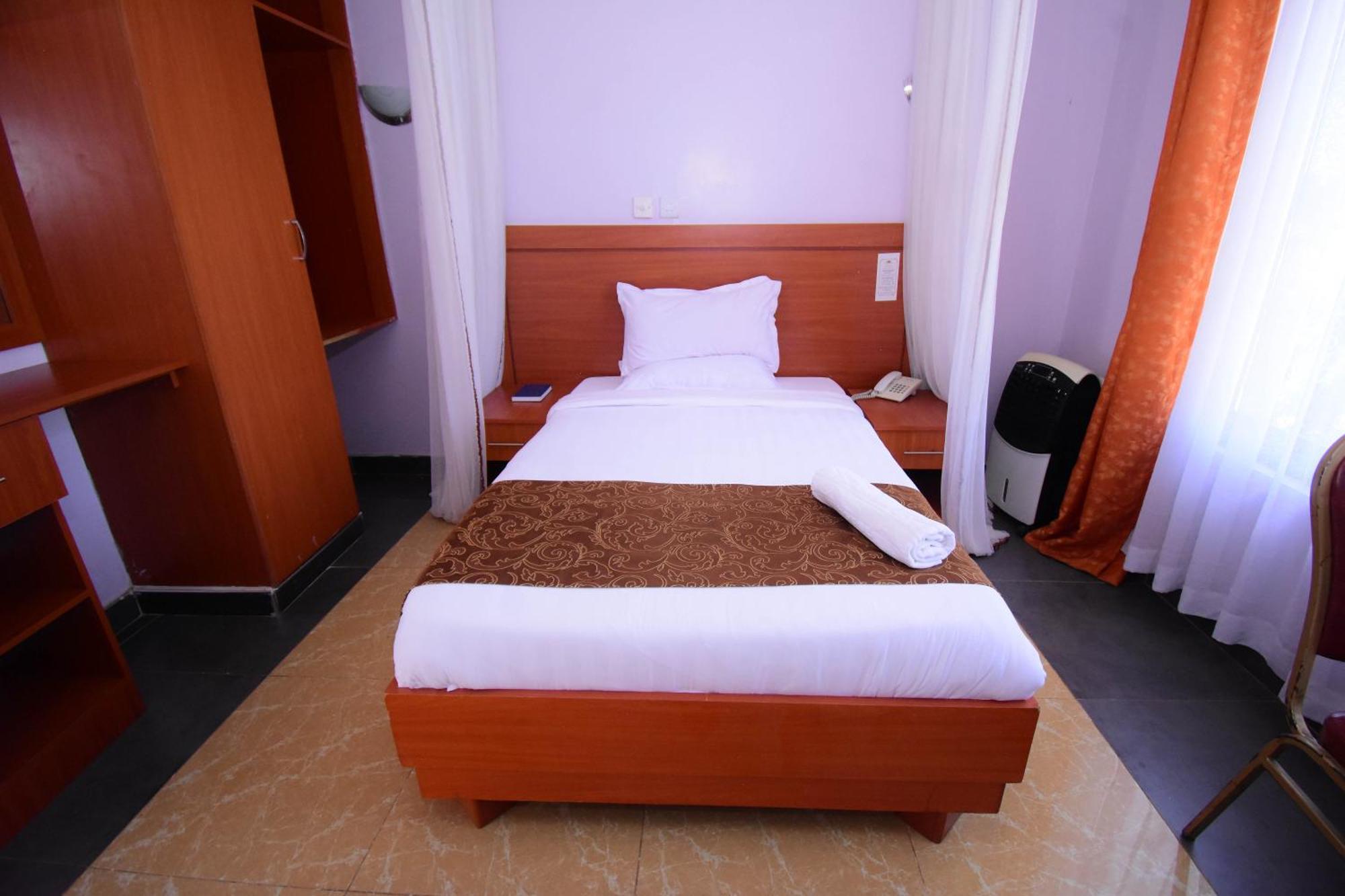 Sunstar 3*