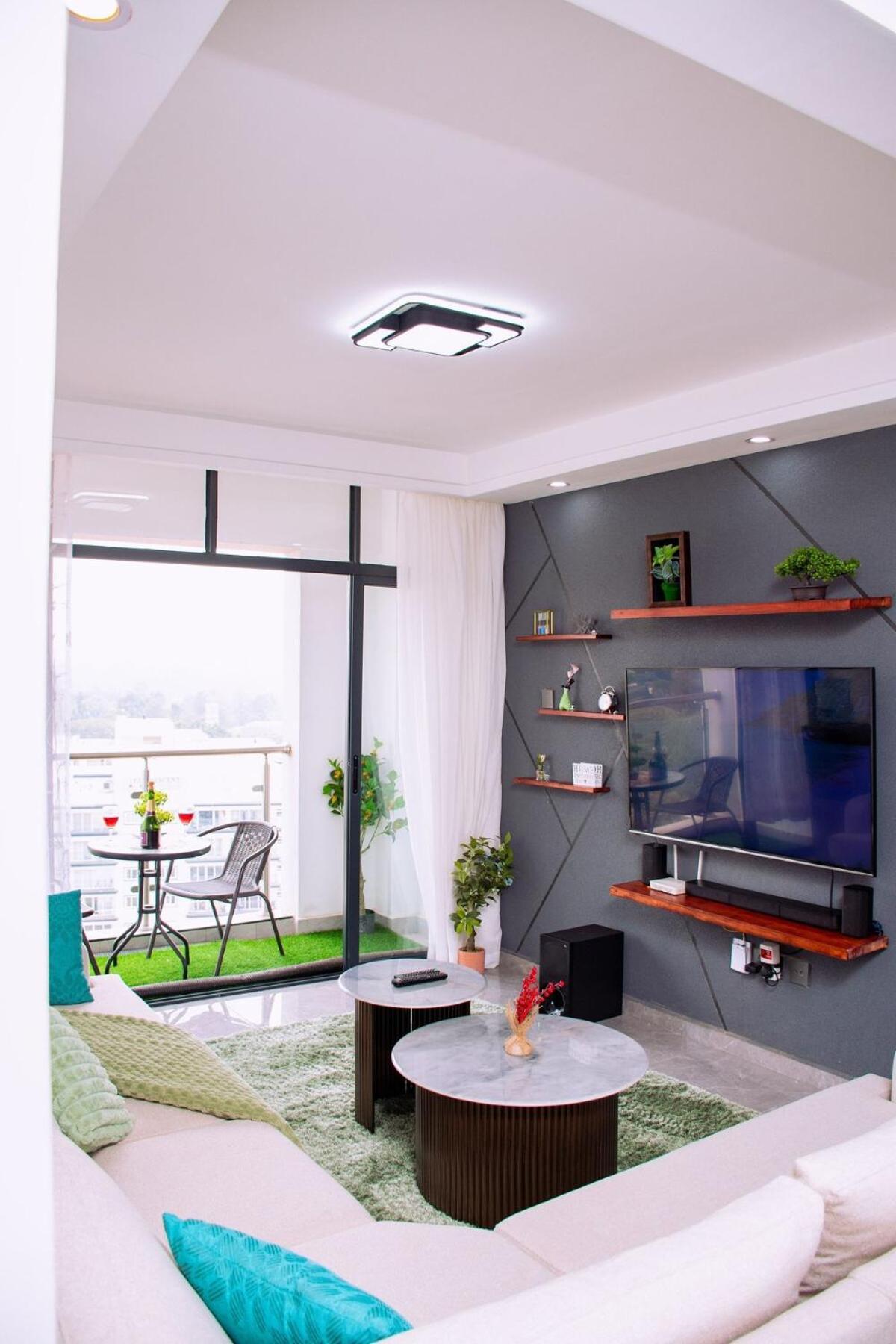 Stunning 1 Bedroom *