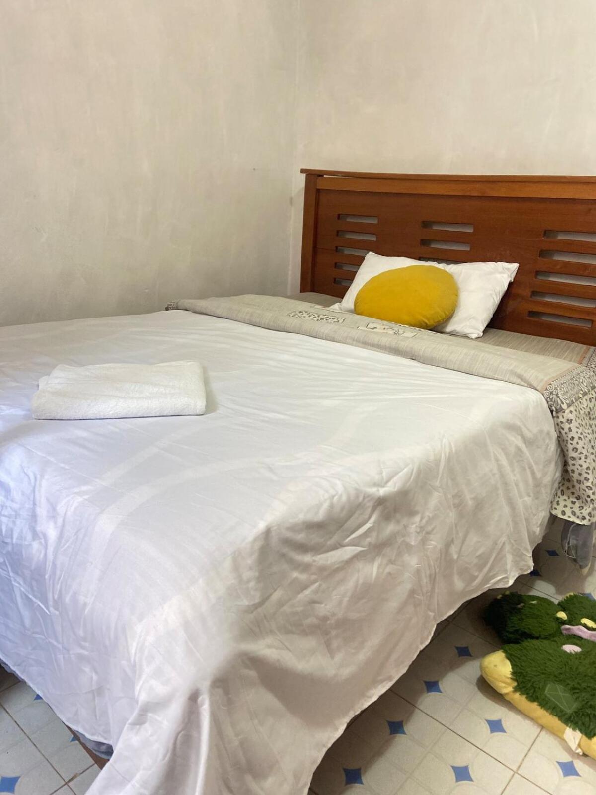 Tiny Comfort * Nairobi