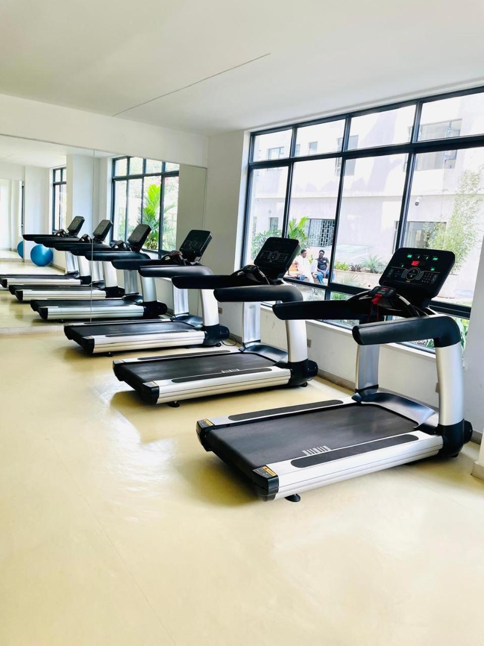 Apartamento Elegant Urban Escape Fully Equipped Gym, Ample Parking Space,swimming Pool,children Playing Ground And Amazing Views *