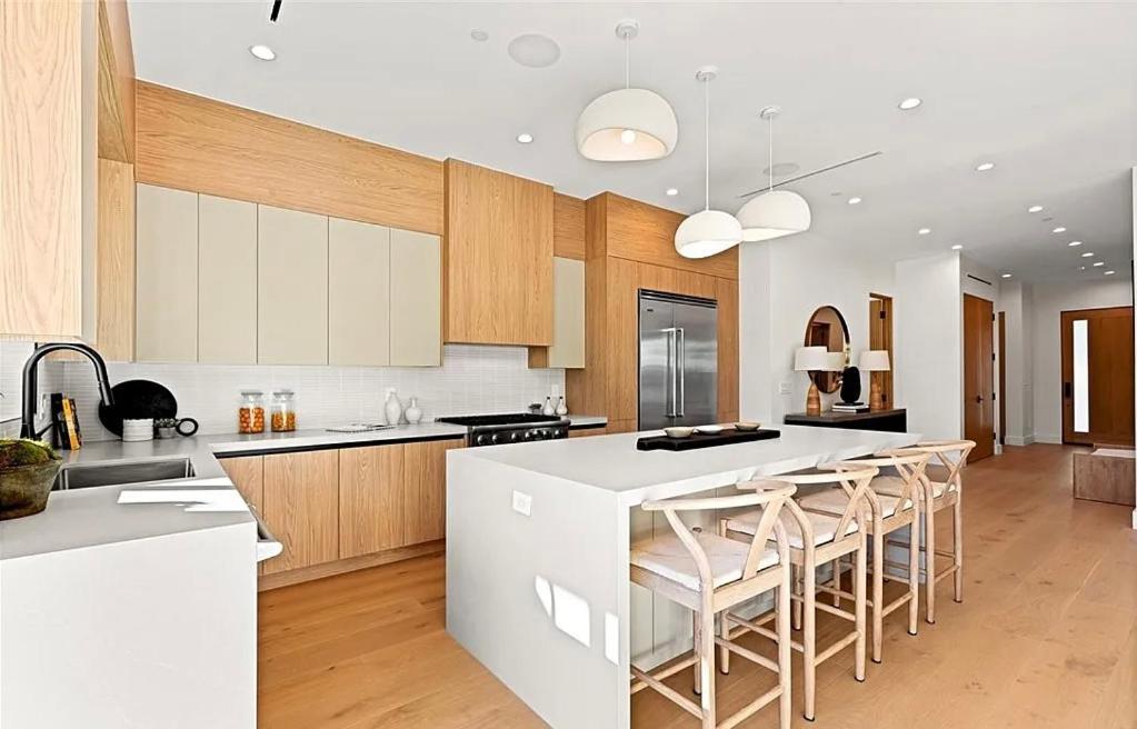 A16 Fiorano Apartment