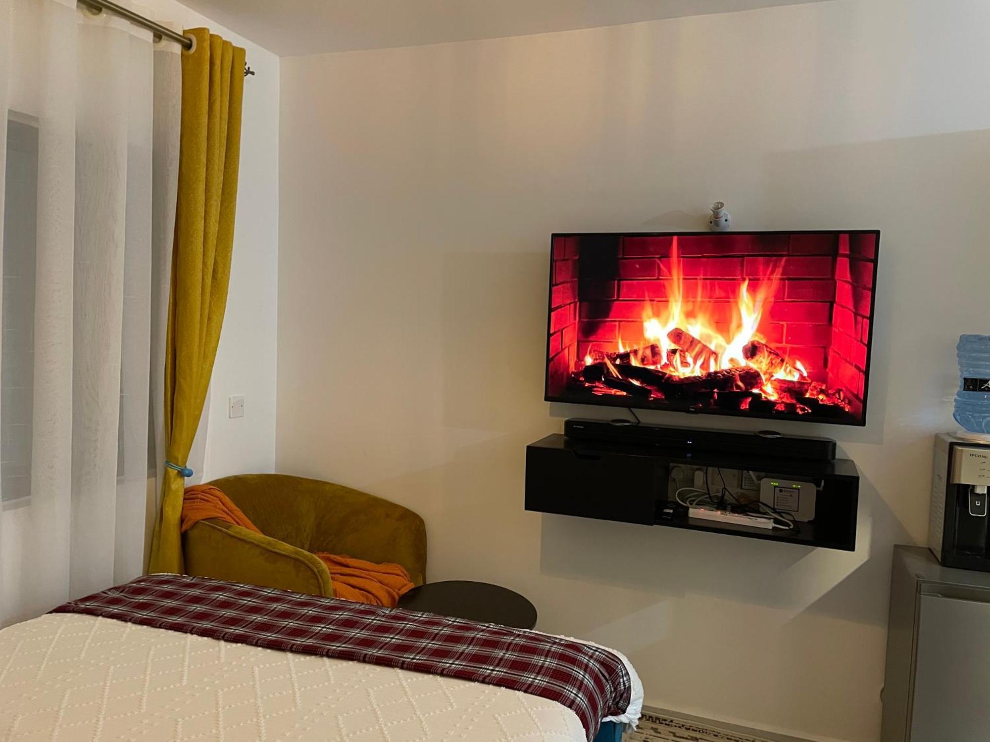 Bed & Breakfast Ayzaan House