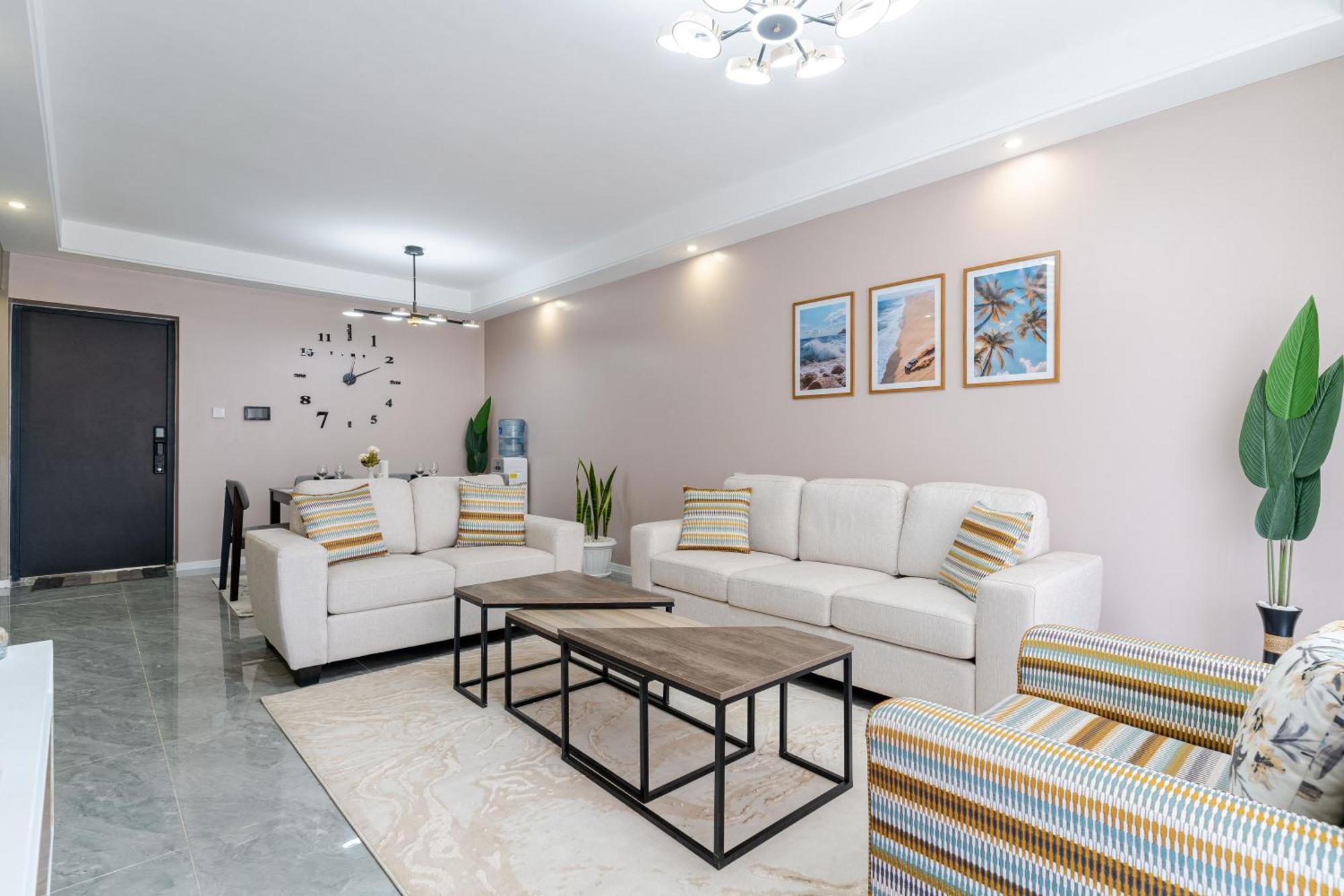 Panoramic View 1bd With A Pool Minimart Close To Yaya Center Apartment