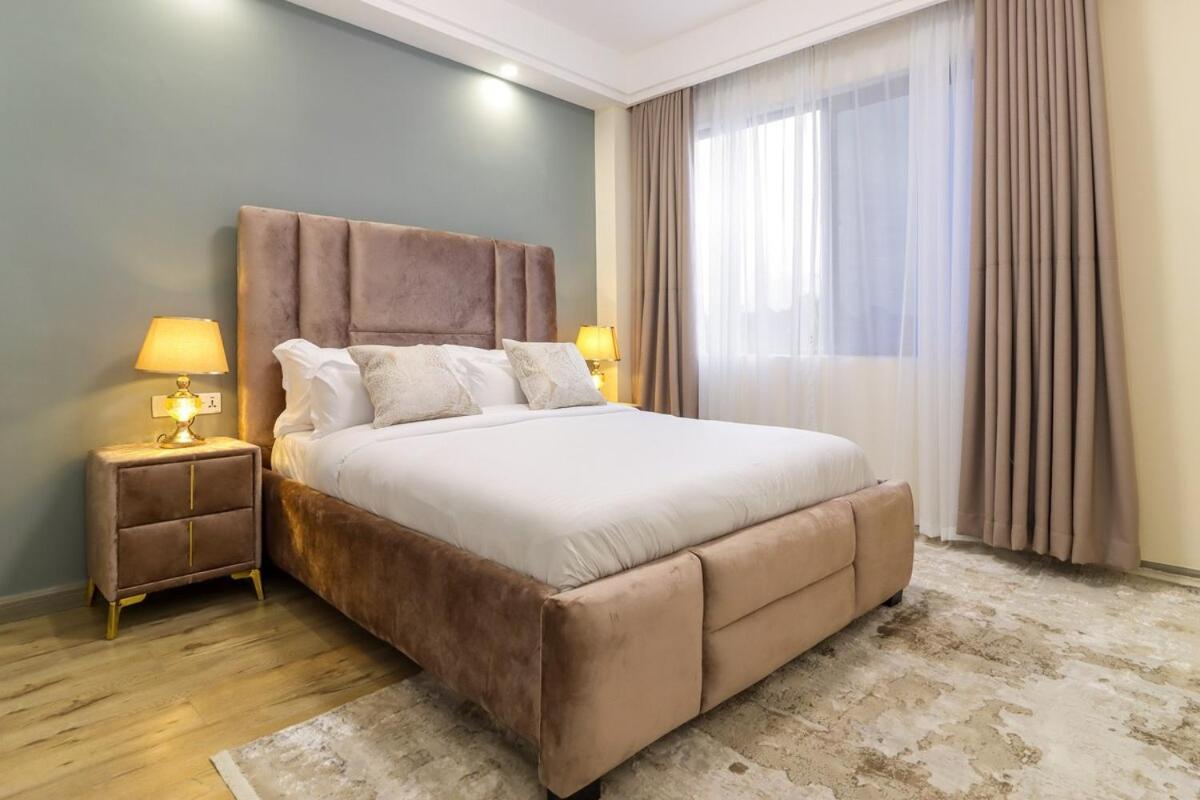 Apartment 2 Bedroom With A Balcony, Pool&gym