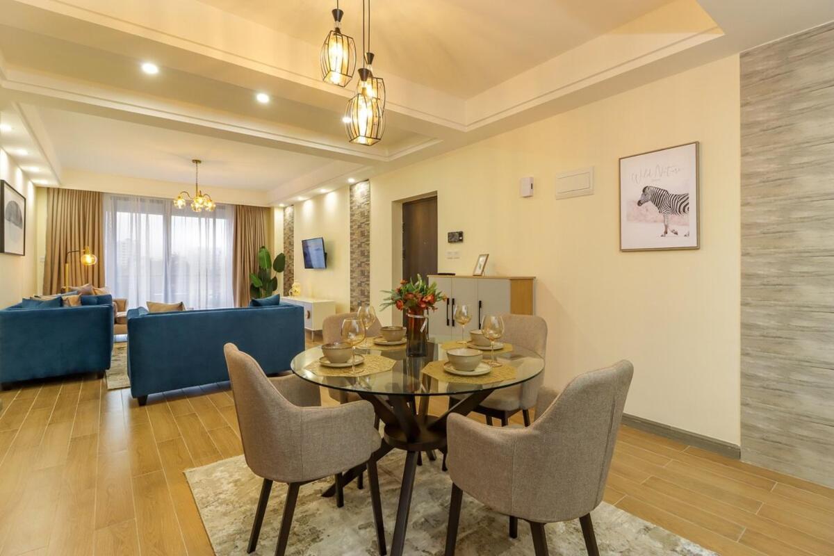 2 Bedroom With A Balcony, Pool&gym Apartment *