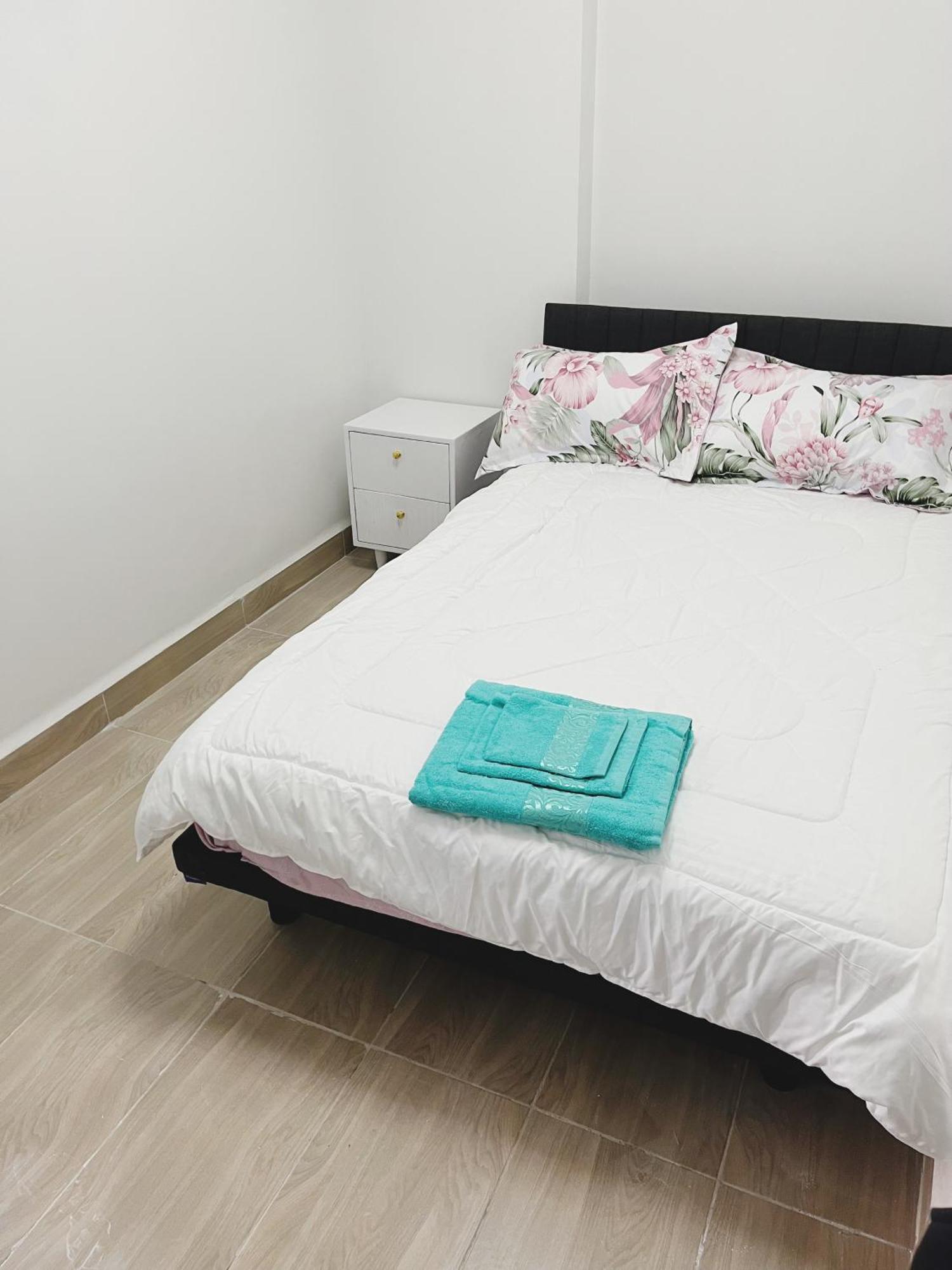 Luxury Private - Kilimani Homestay *