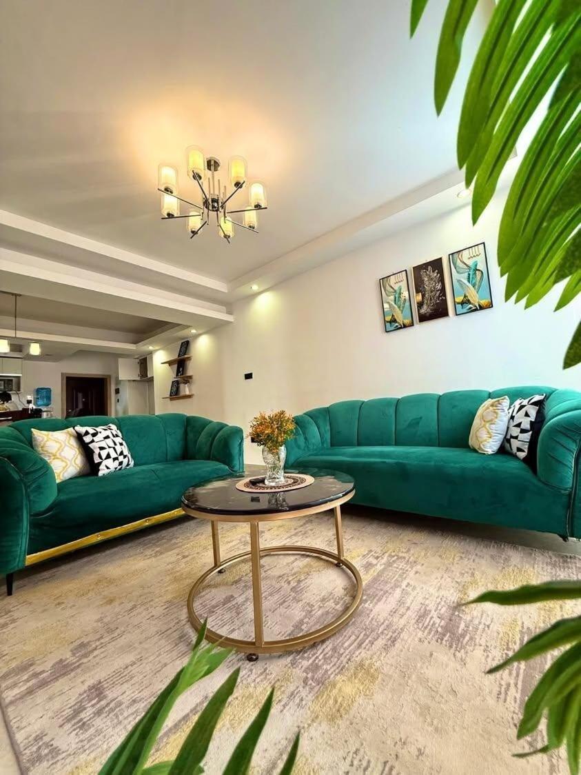 Apartment Spec Homes *