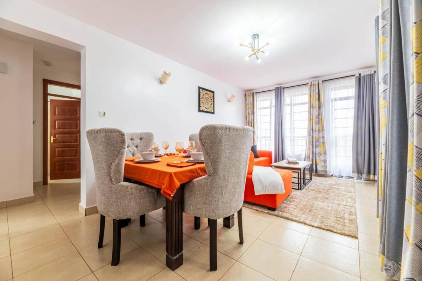Apartment 2br W Pool & Play-area In Tatu City,