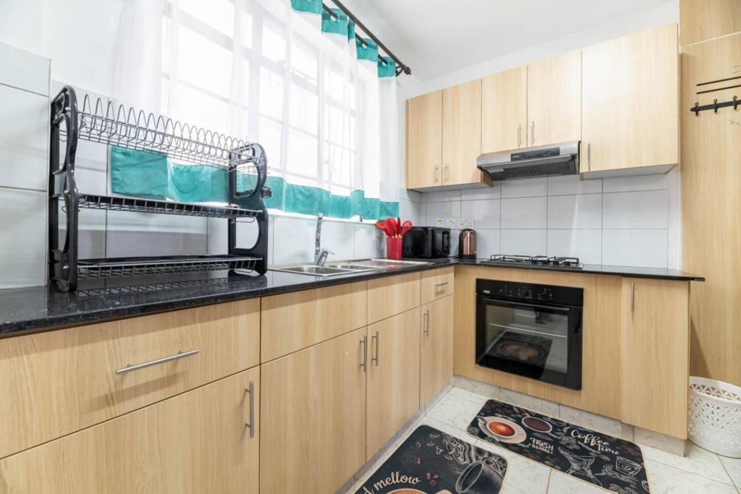 Apartment 2br W Pool & Play-area In Tatu City, *