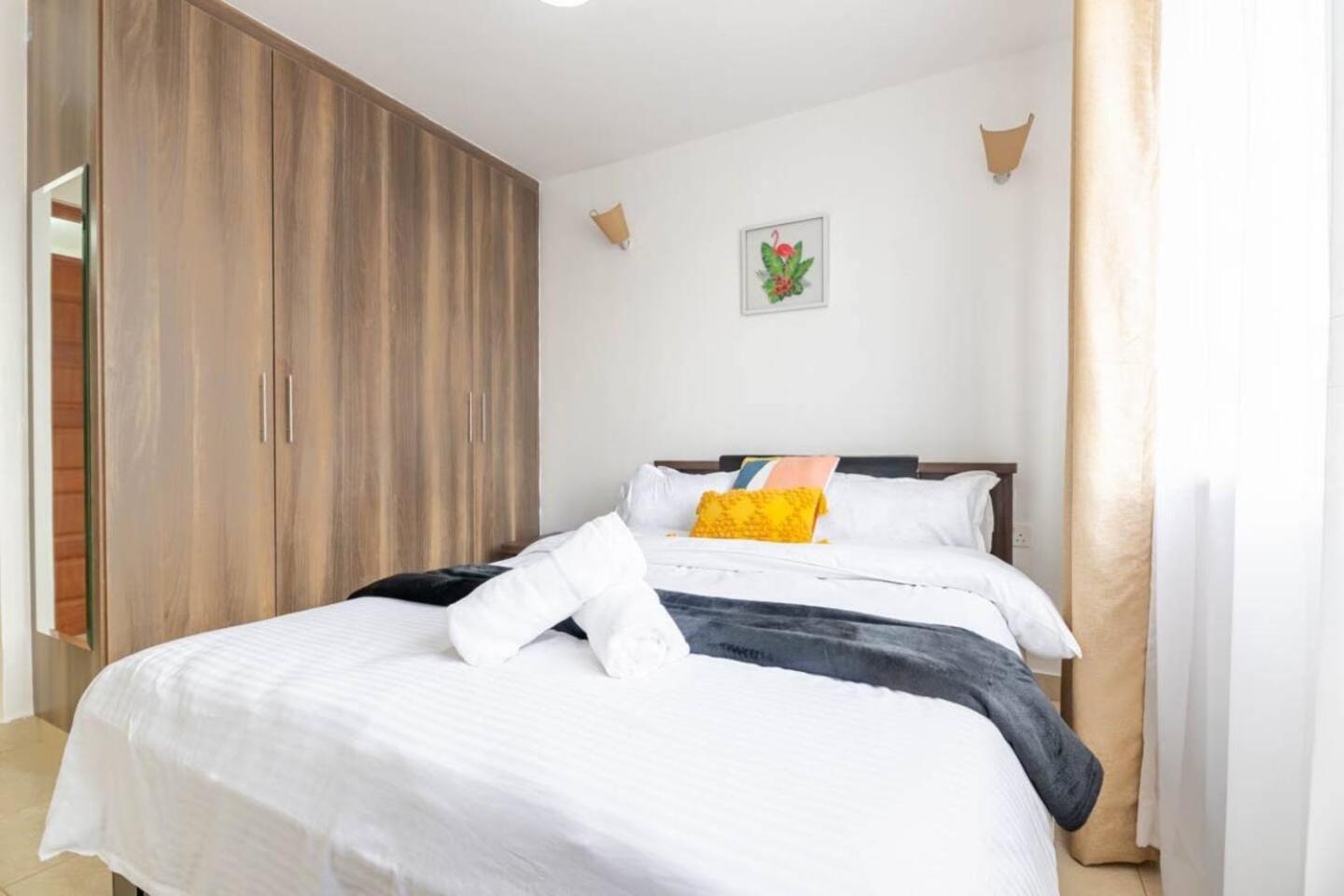 2br W Pool & Play-area In Tatu City, *