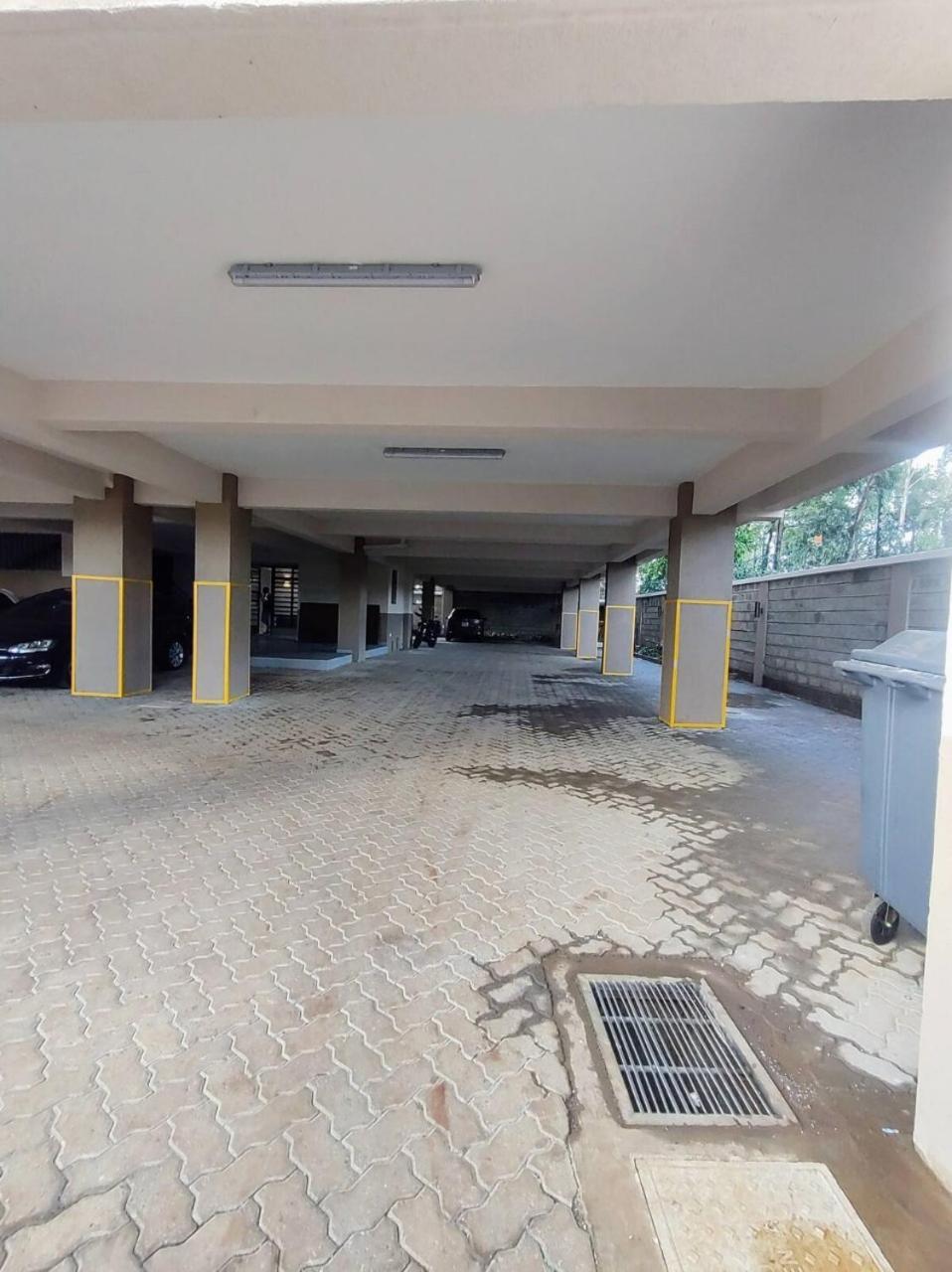 1 Bedroom Apartment Located Near Un Gigiri & Us Embassy Village Market Aparthotel Nairobi