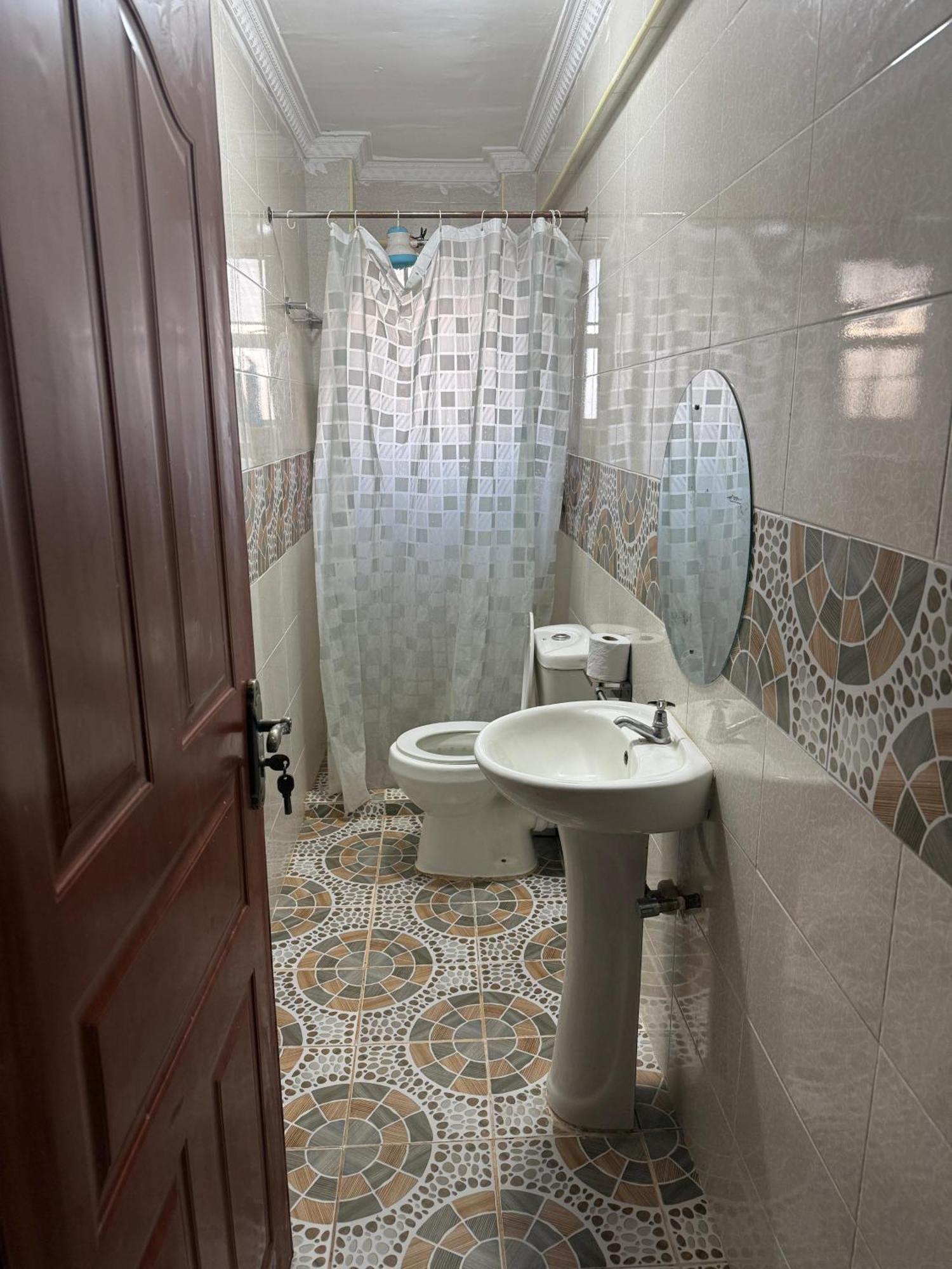 Bed & Breakfast Elegant Bnbs Mirema Drive Roysambu Nairobi