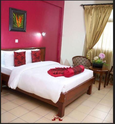 Hotel Hennessis 3*