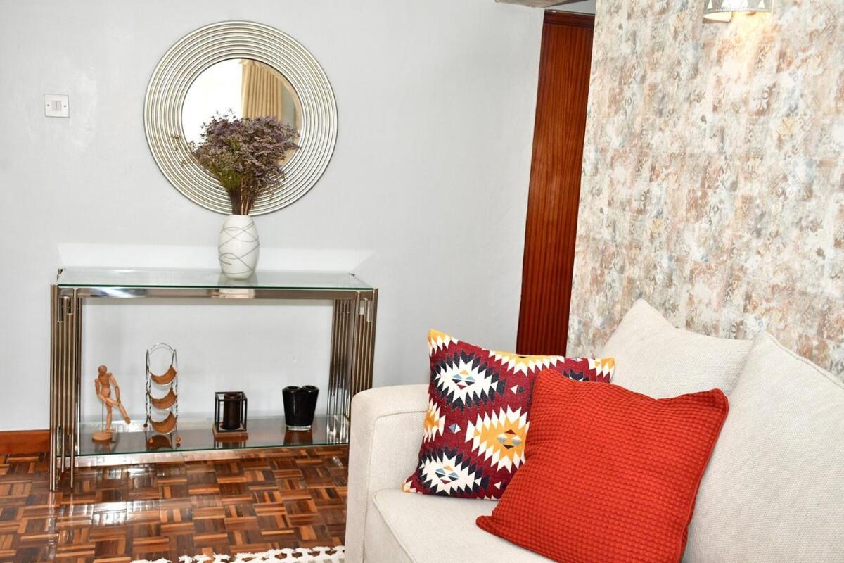 Apartment Stylish Around Yaya