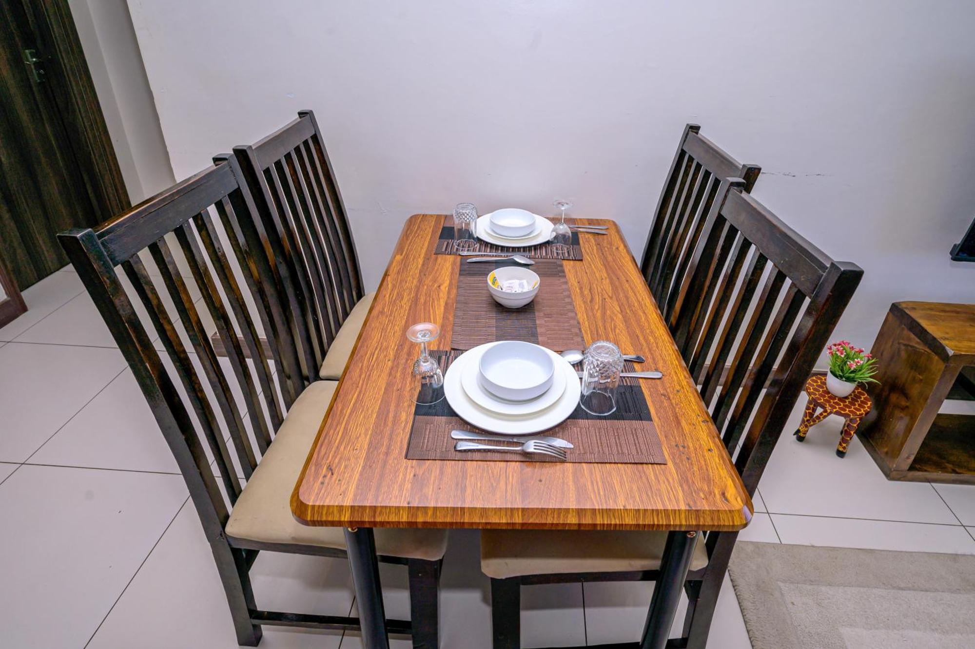 Apartment Lathembo Serviced