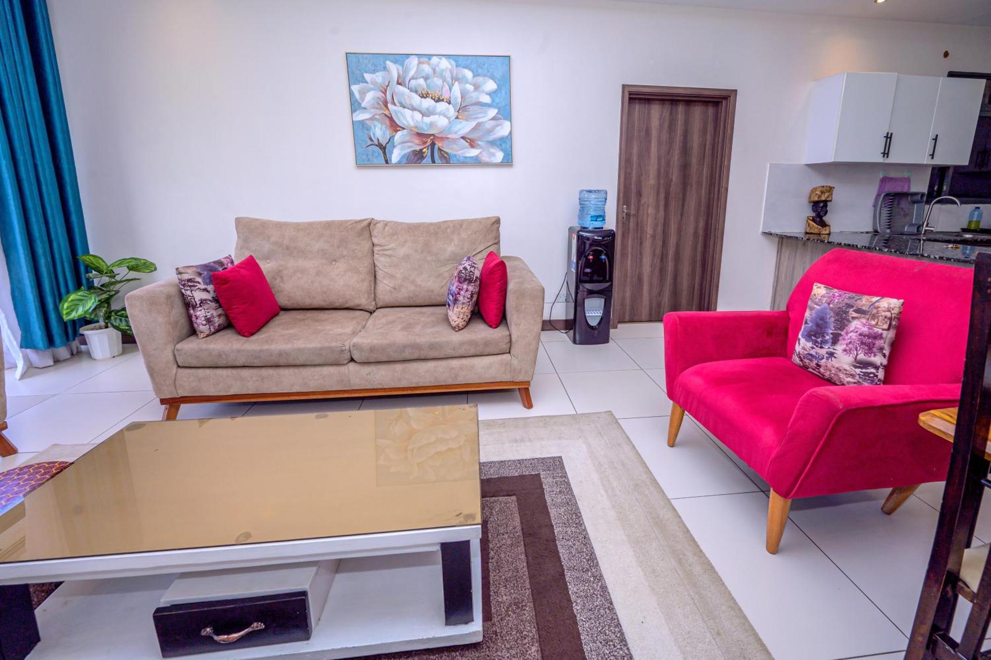 Apartment Lathembo Serviced *