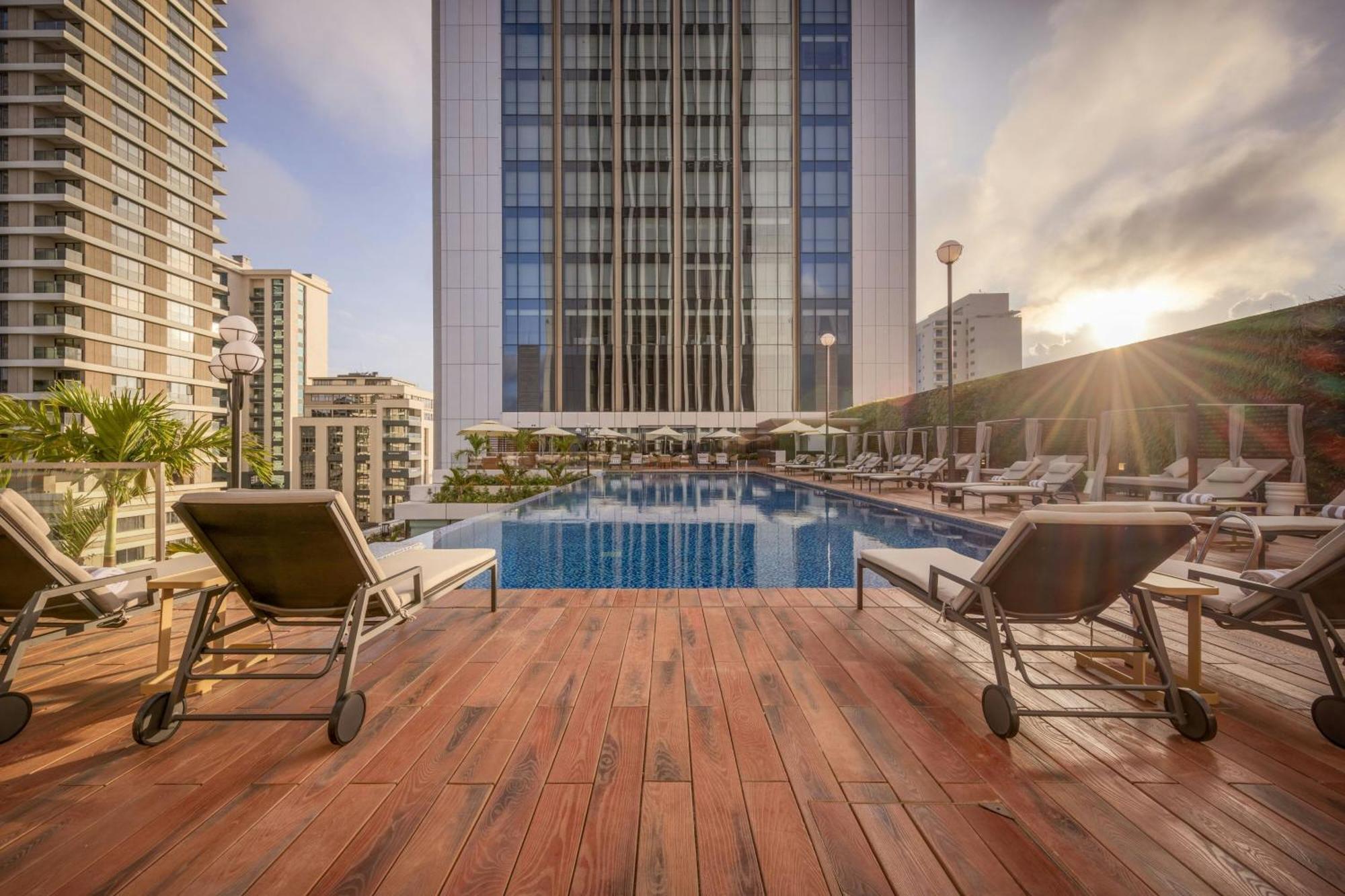 Jw Marriott 5* Nairobi