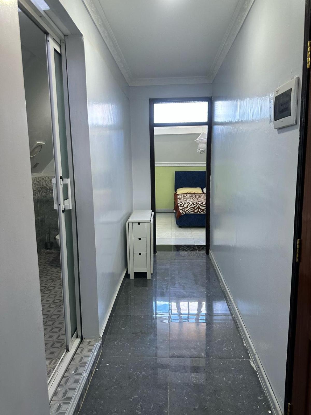 Casa de férias Comfy And Family Friendly Near Jkia 15mins *
