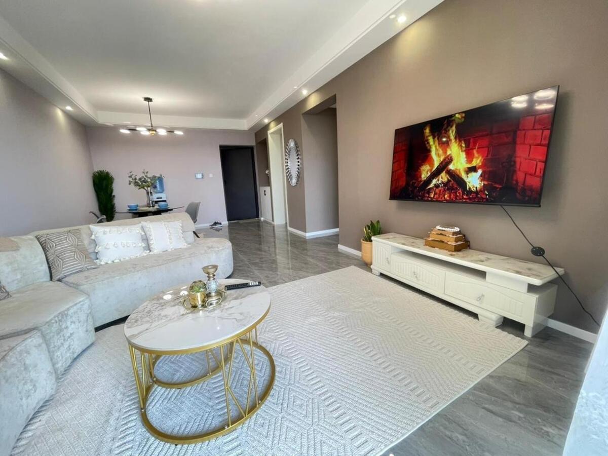High Rise With Balcony & Pool 24 7 Security Nairobi