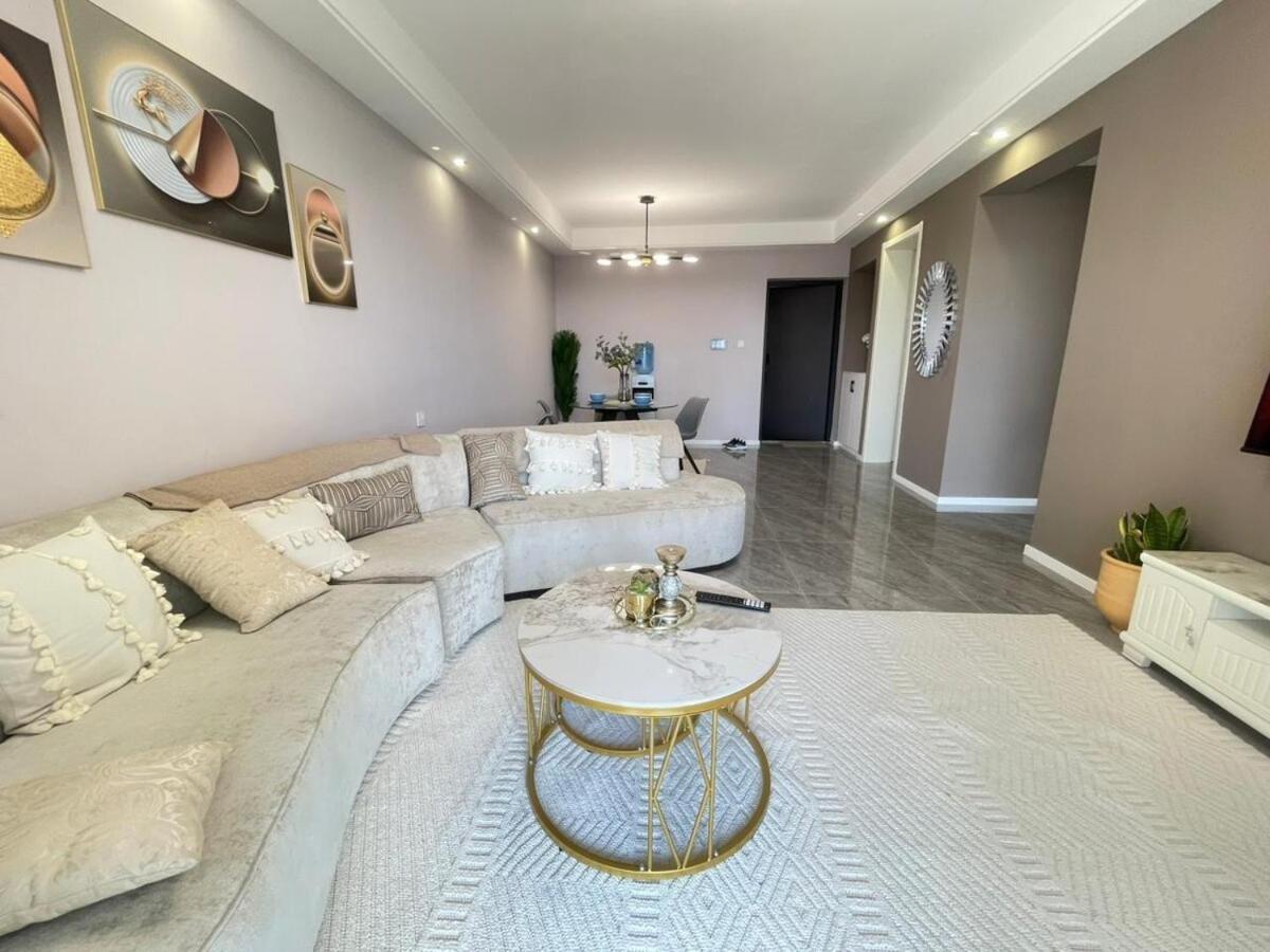 Apartment High Rise With Balcony & Pool 24 7 Security *