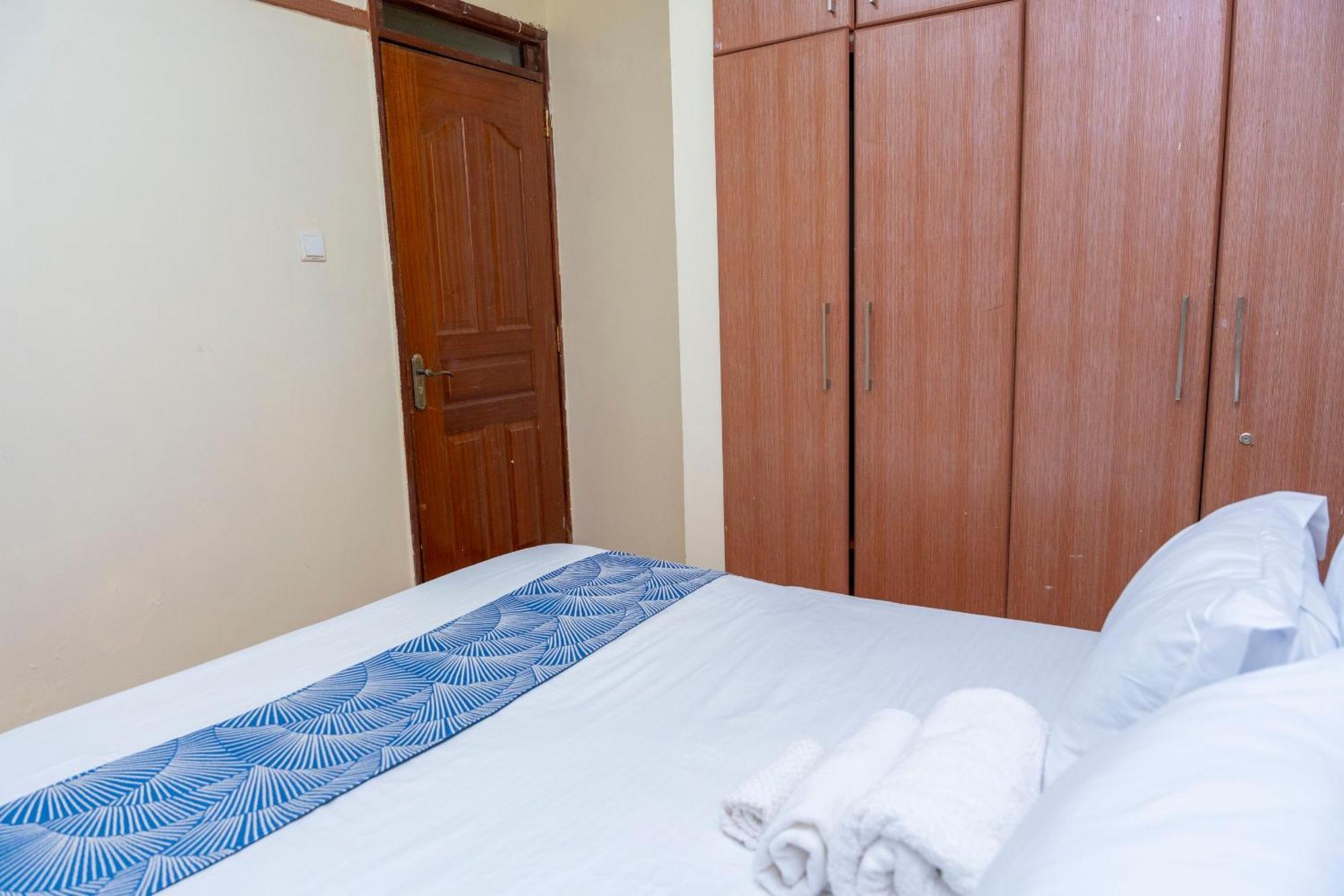 Njeri Castle * Nairobi