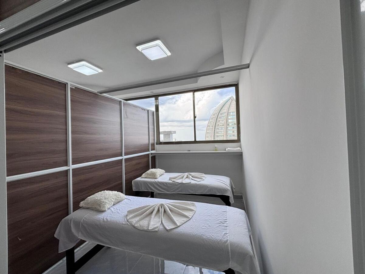 10th Floor Cozy & Quiet With Gym & Indoor Golf Apartamento *