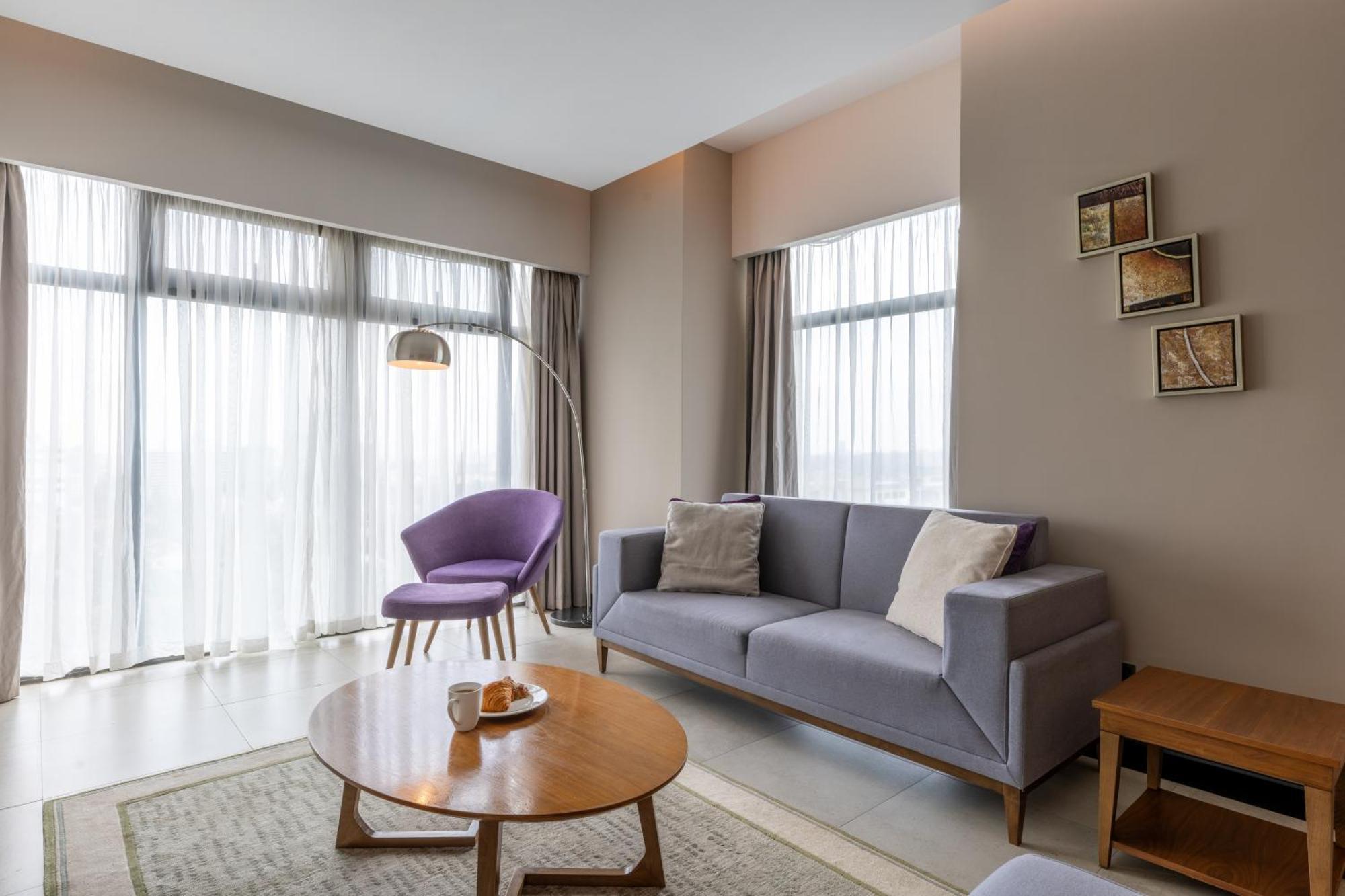 Colourful Modernity By Yourhost, Westlands * Nairobi
