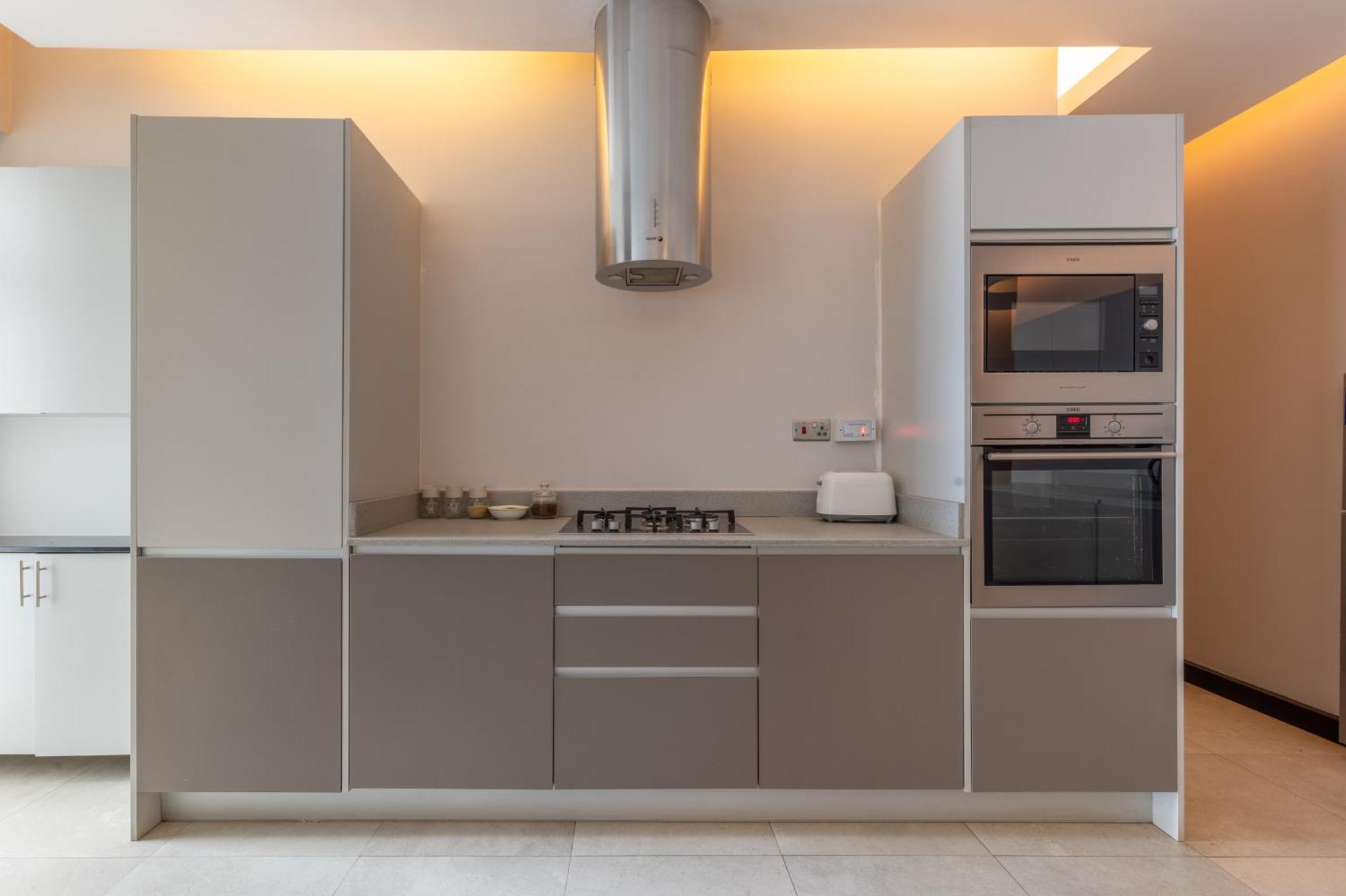 Apartment Colourful Modernity By Yourhost, Westlands Nairobi