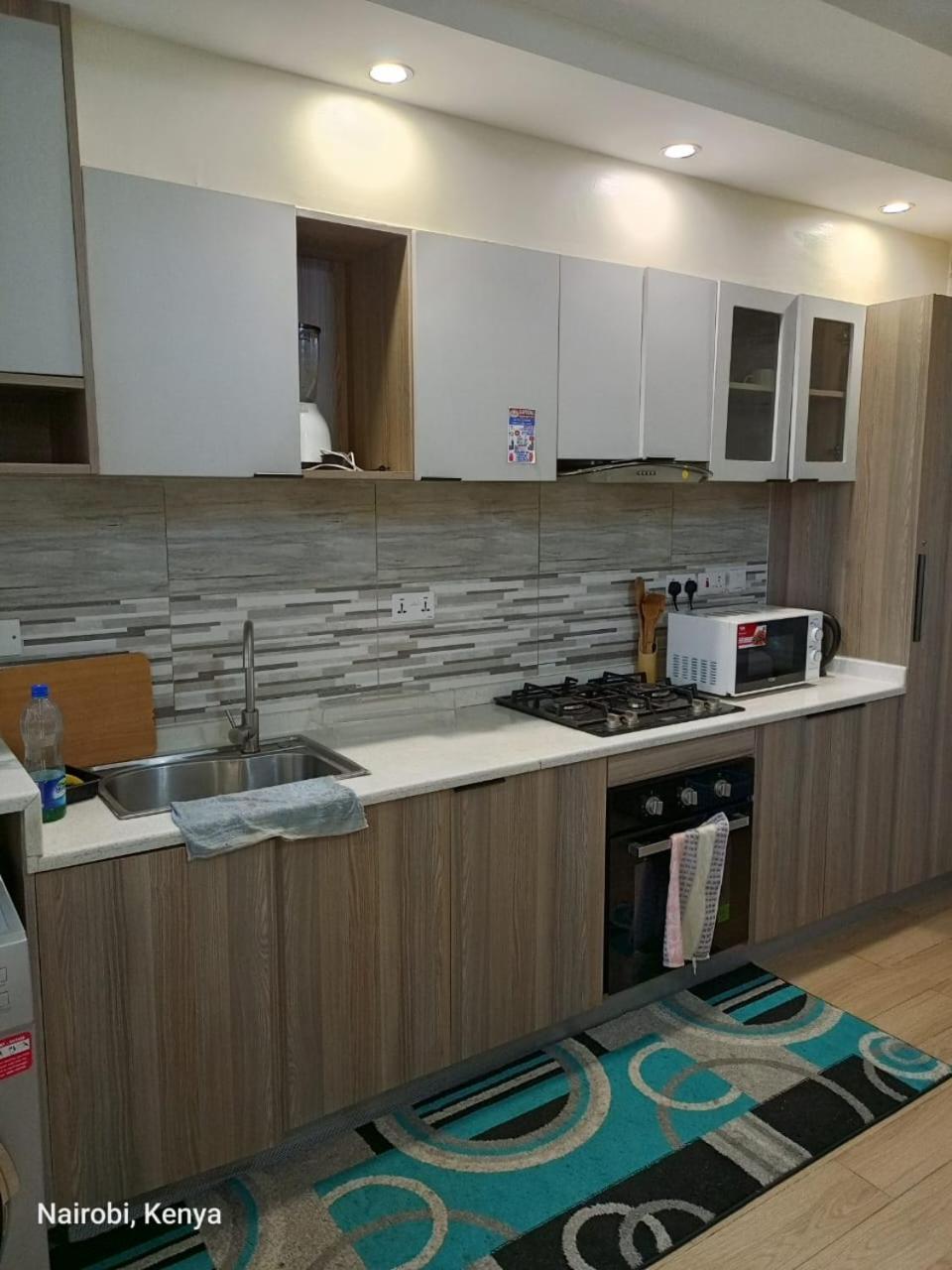 Apartment Elegant Cityscape Residences With Private Parking Space, Heated Swimming Pool,children Parking Space And Proximity To Major Shopping Malls *