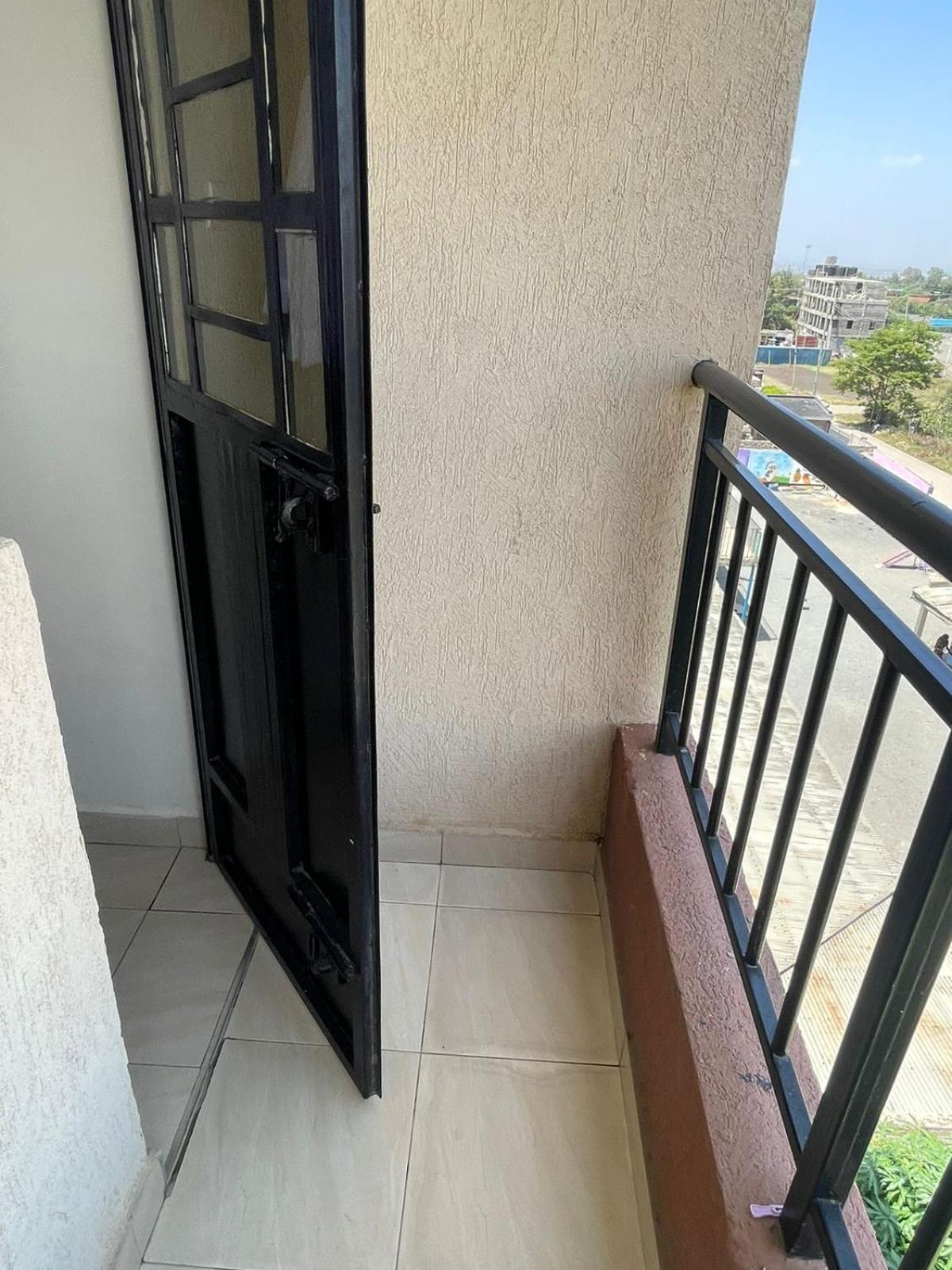 Shalom Utawala Near Jkia Airport Apartment