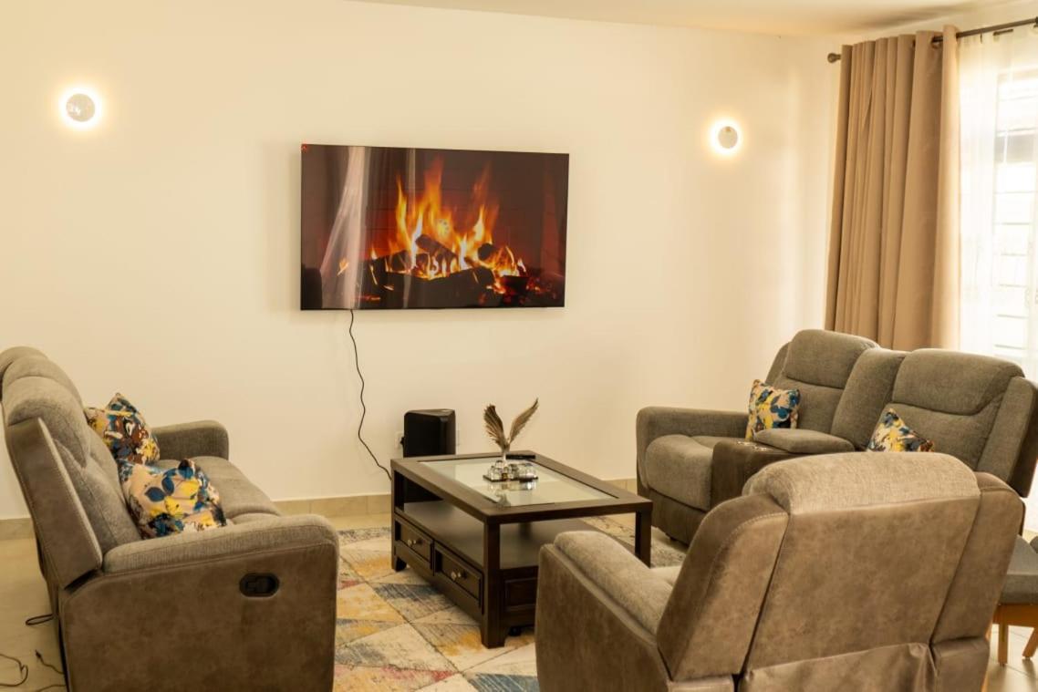 Apartment Nikayana, Family-friendly Near Jkia