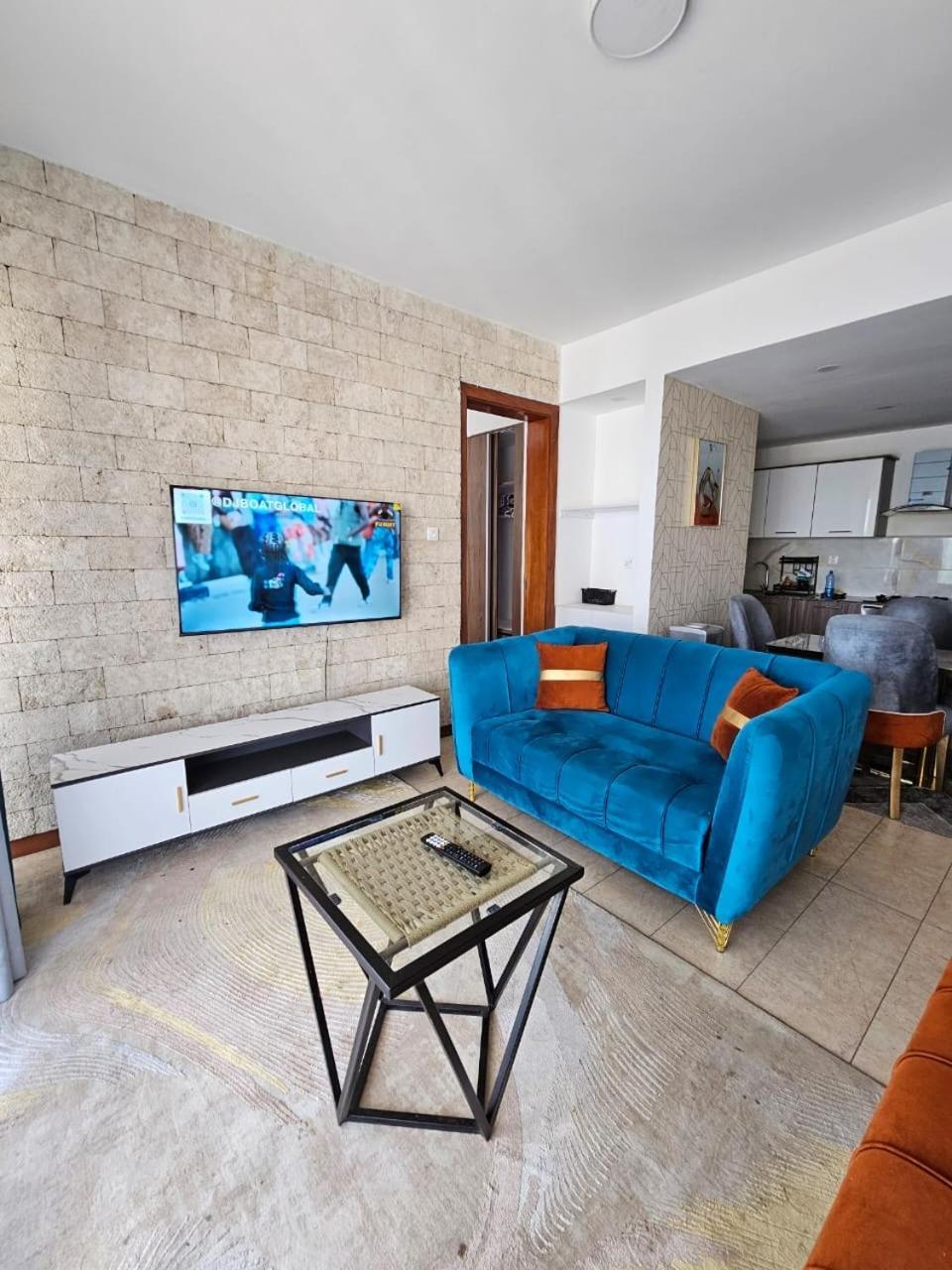 Kilimani Two Bedroom Woodavenue Edith Apartment