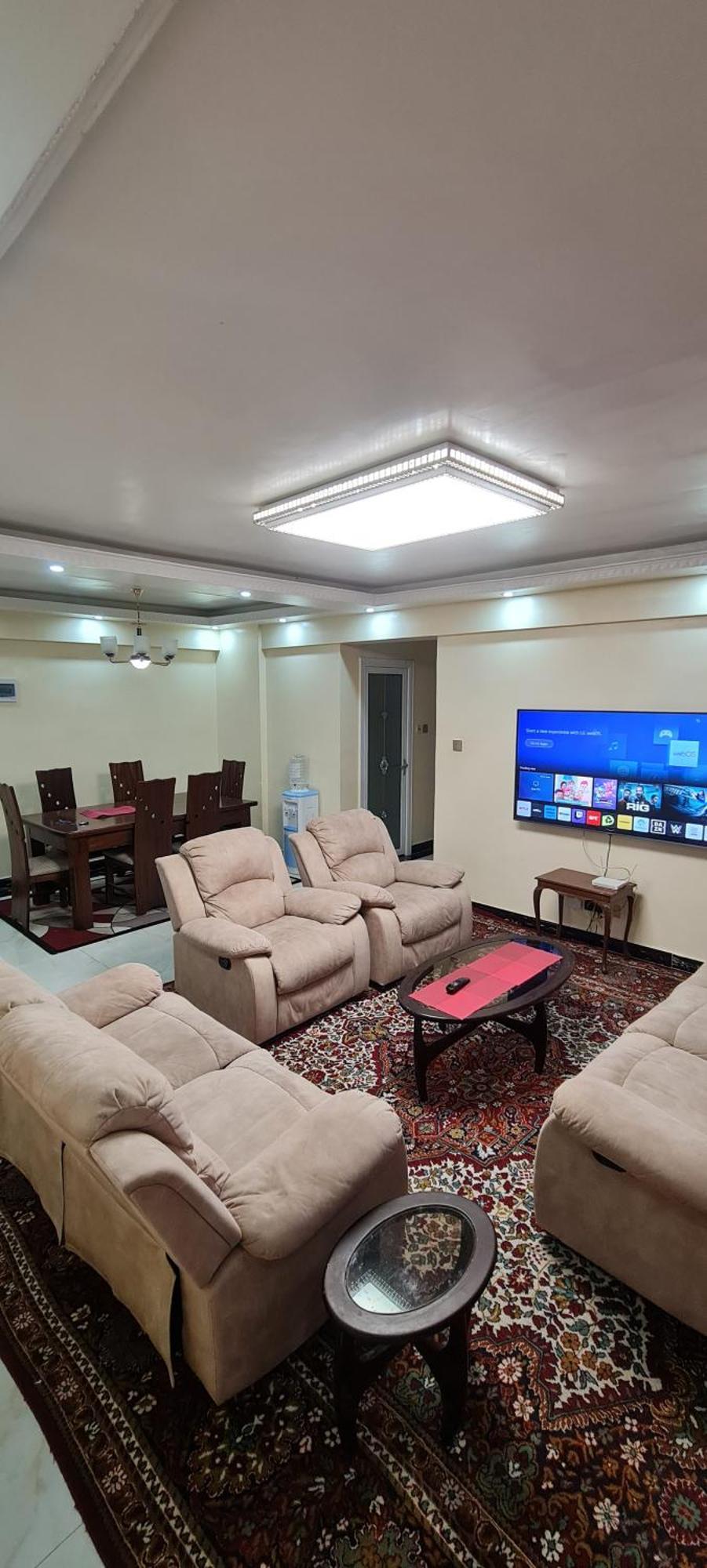 One Bedroom Near Adam's Arcade *