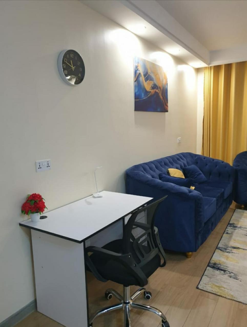 Newly Furnished With Heated Swimming Pool, Private Parking Space, Fully Equipped Gym And Unbeatable Views Apartment Nairobi