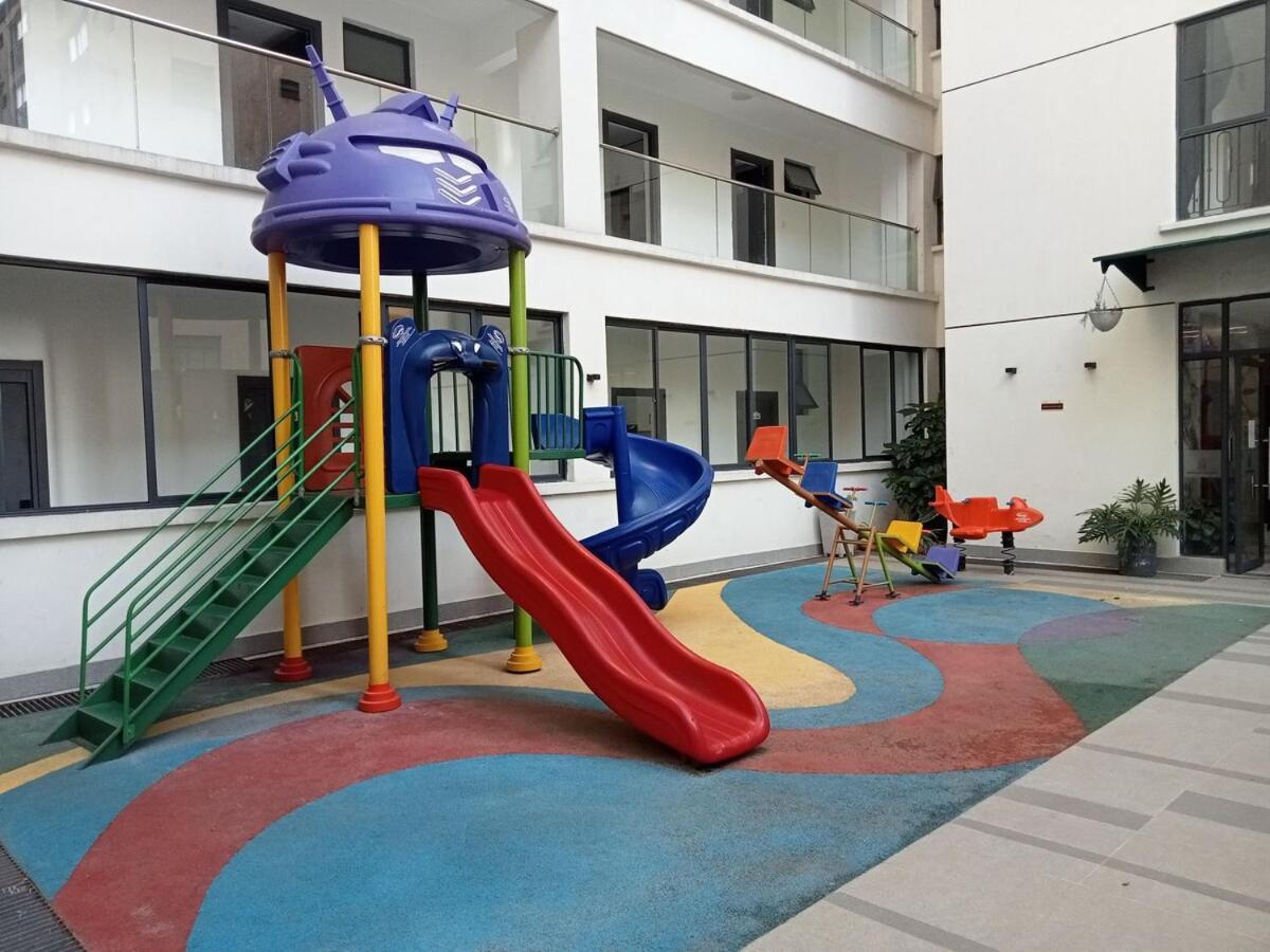 Cozy Oasis In Kilimani Apartment *