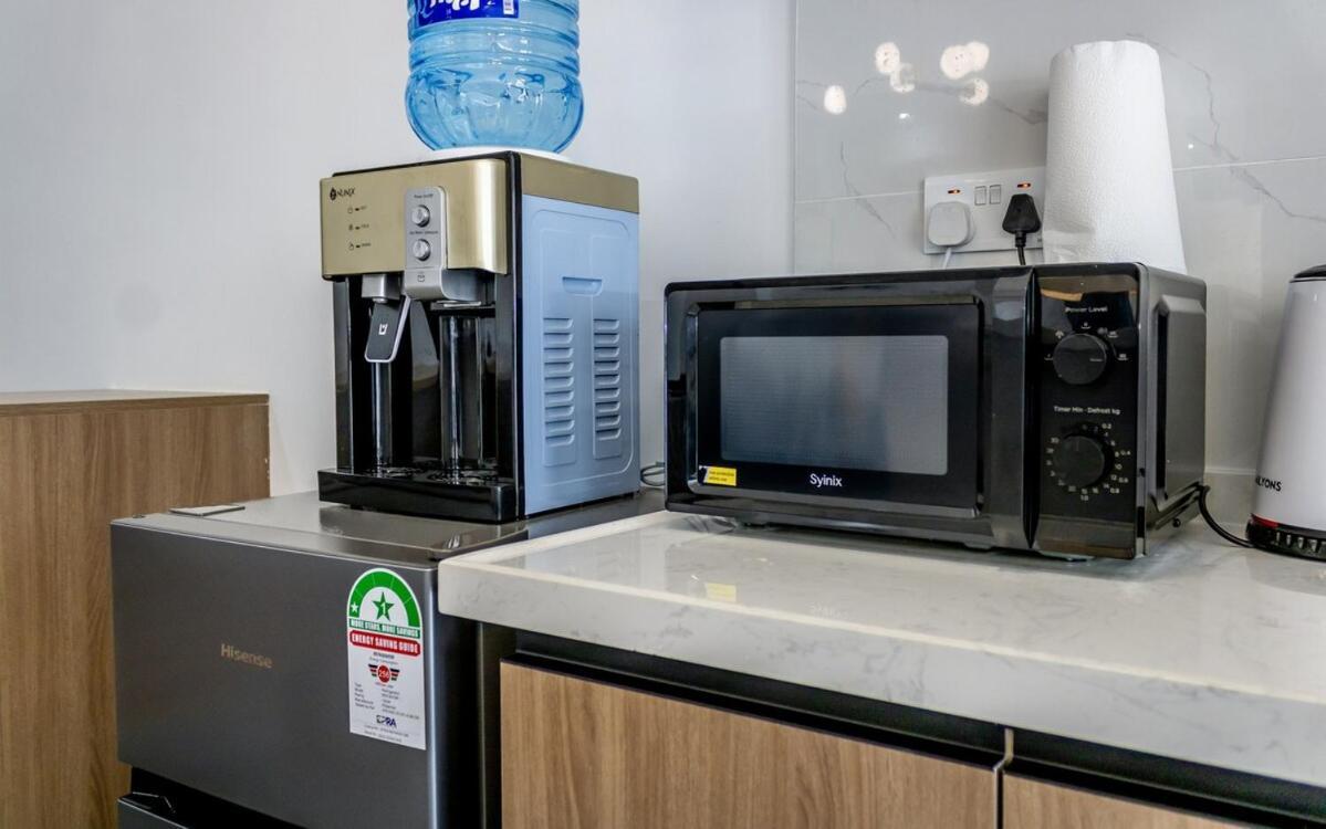 Modern 2 Bed In Riverside Westlands Behind Riverside Square Mall With Gym 5 Minutes To Cbd With Scenic Nature And River Views Situated On The 8th Floor Apartment
