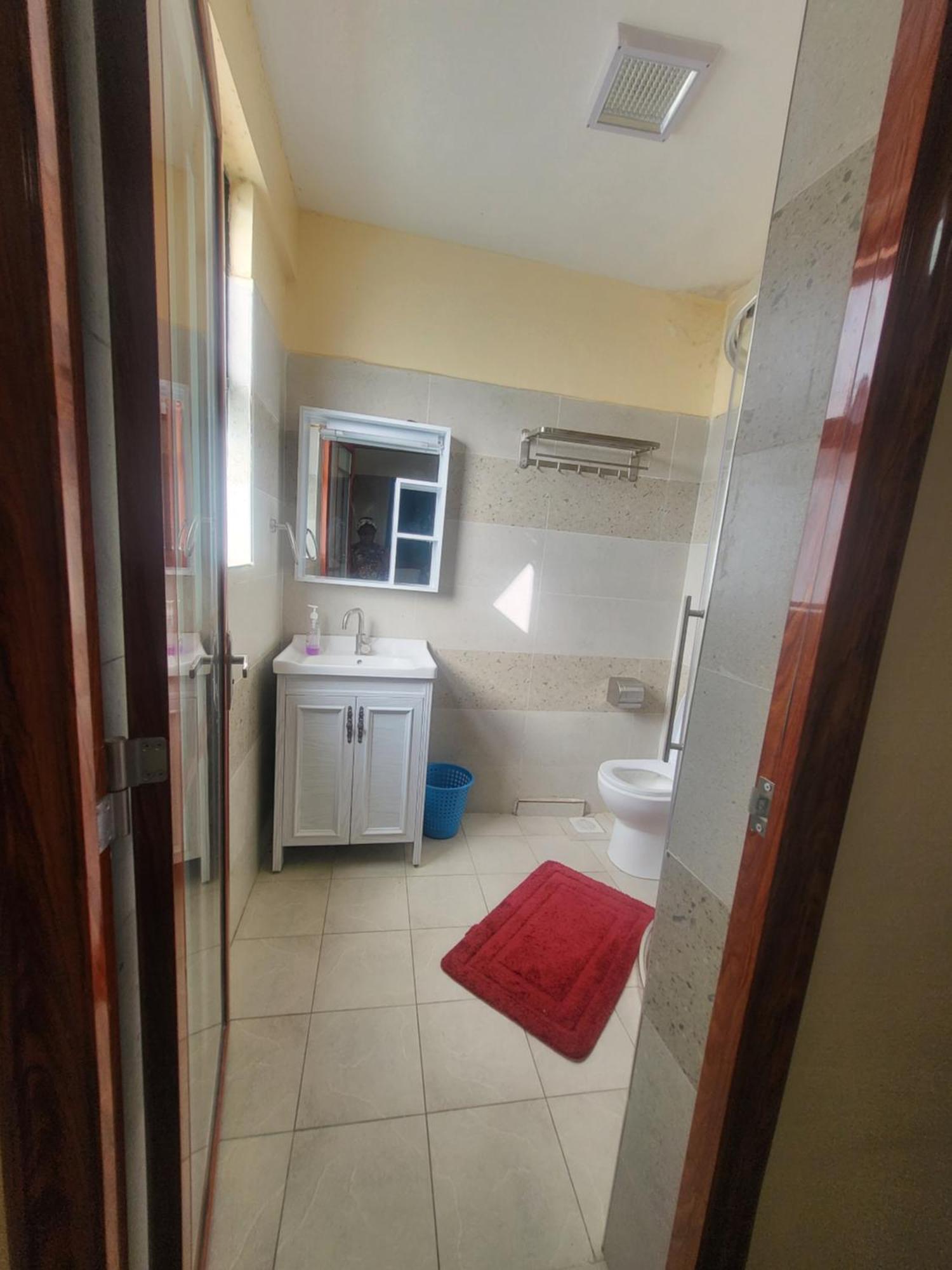 Apartment Equator - Nairobi, Kenya *