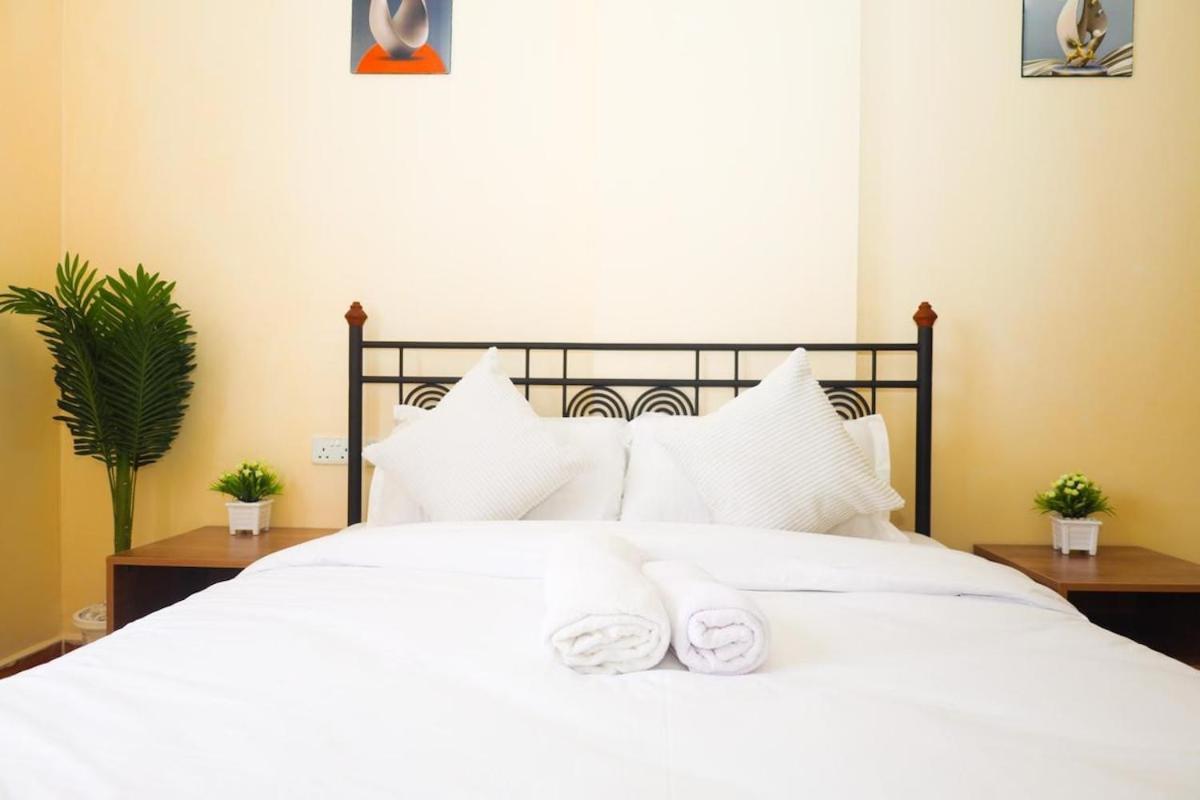 Bce Fully Furnished 1 Bedroom *