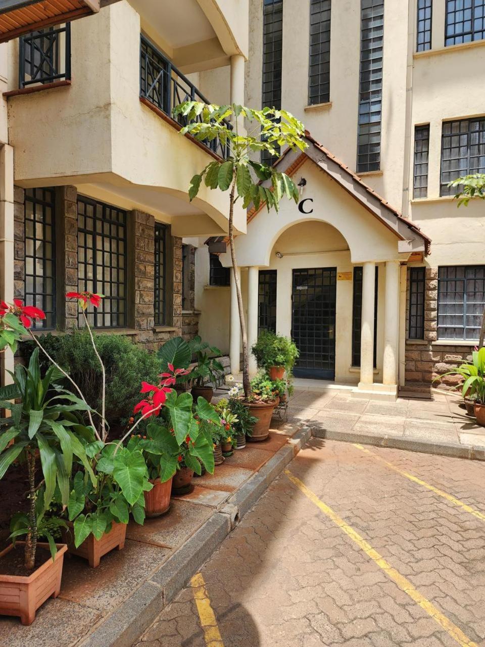 Daykio At Chania- 3 Bedroom With Pool In Kilimani * Nairobi