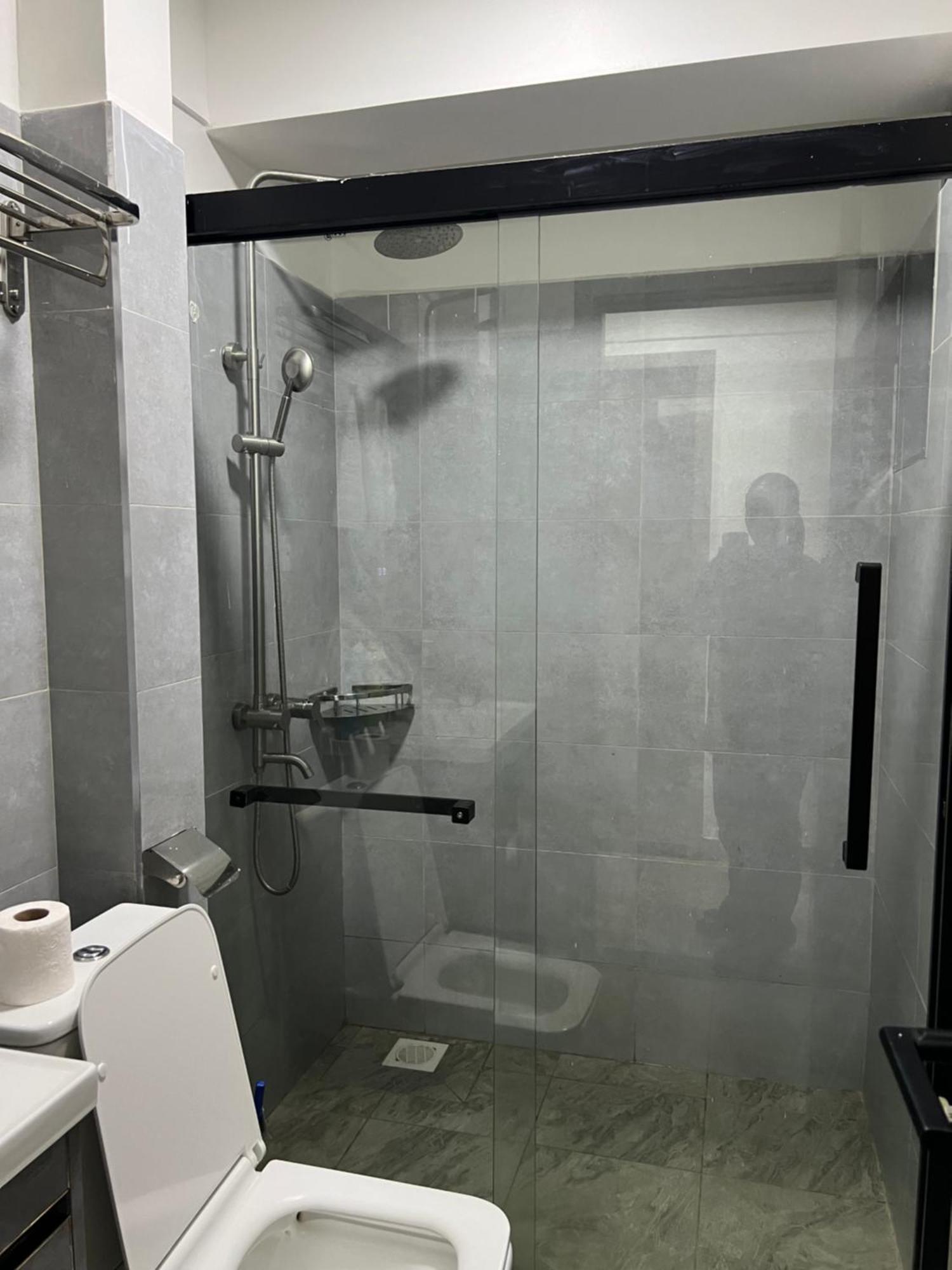 Apartment Modern 2br Ensuite With King Bed In Kilimani *